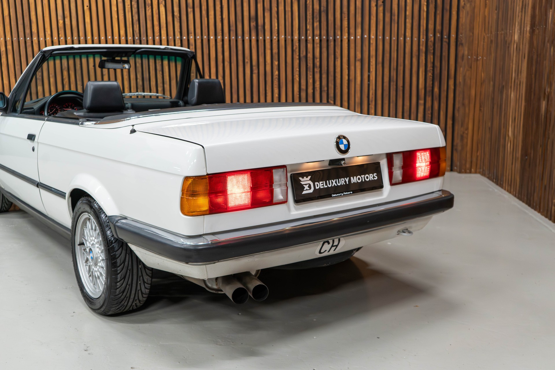BMW E30 Cabriolet 320i-image-8