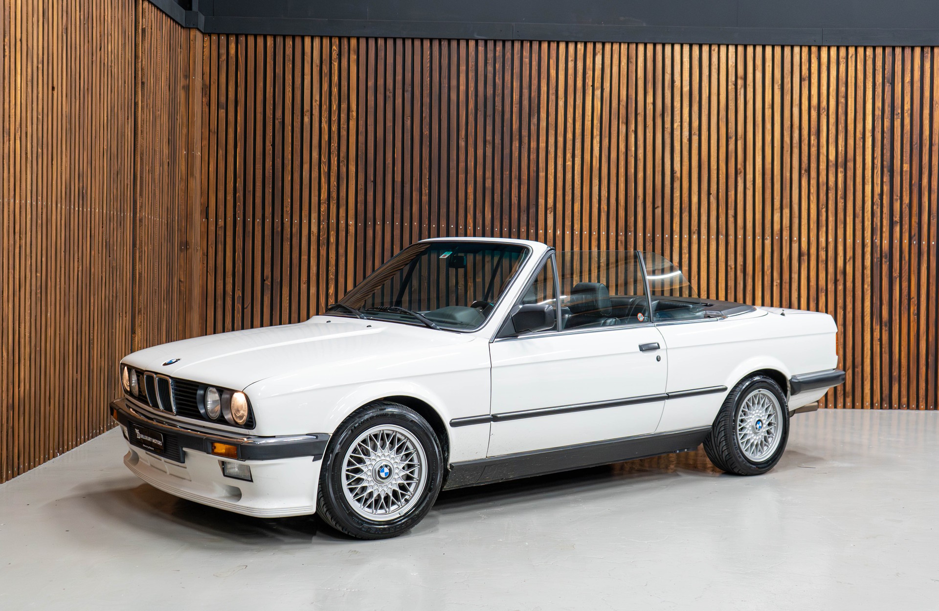 BMW E30 Cabriolet 320i
