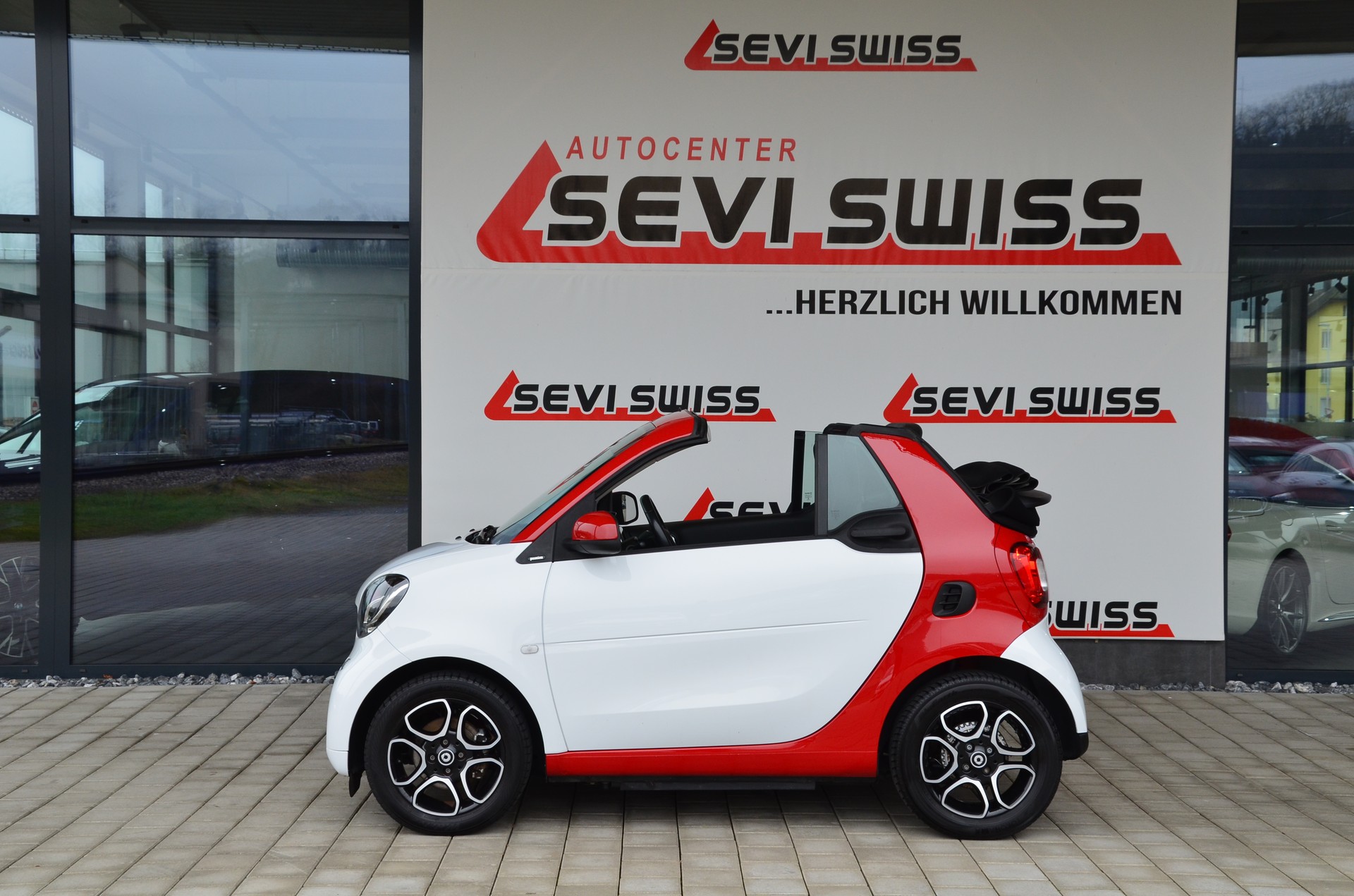 SMART fortwo EQ passion (incl. battery)*Ab MFK,1 Jahr oder 20'000km Garantie*-image-5