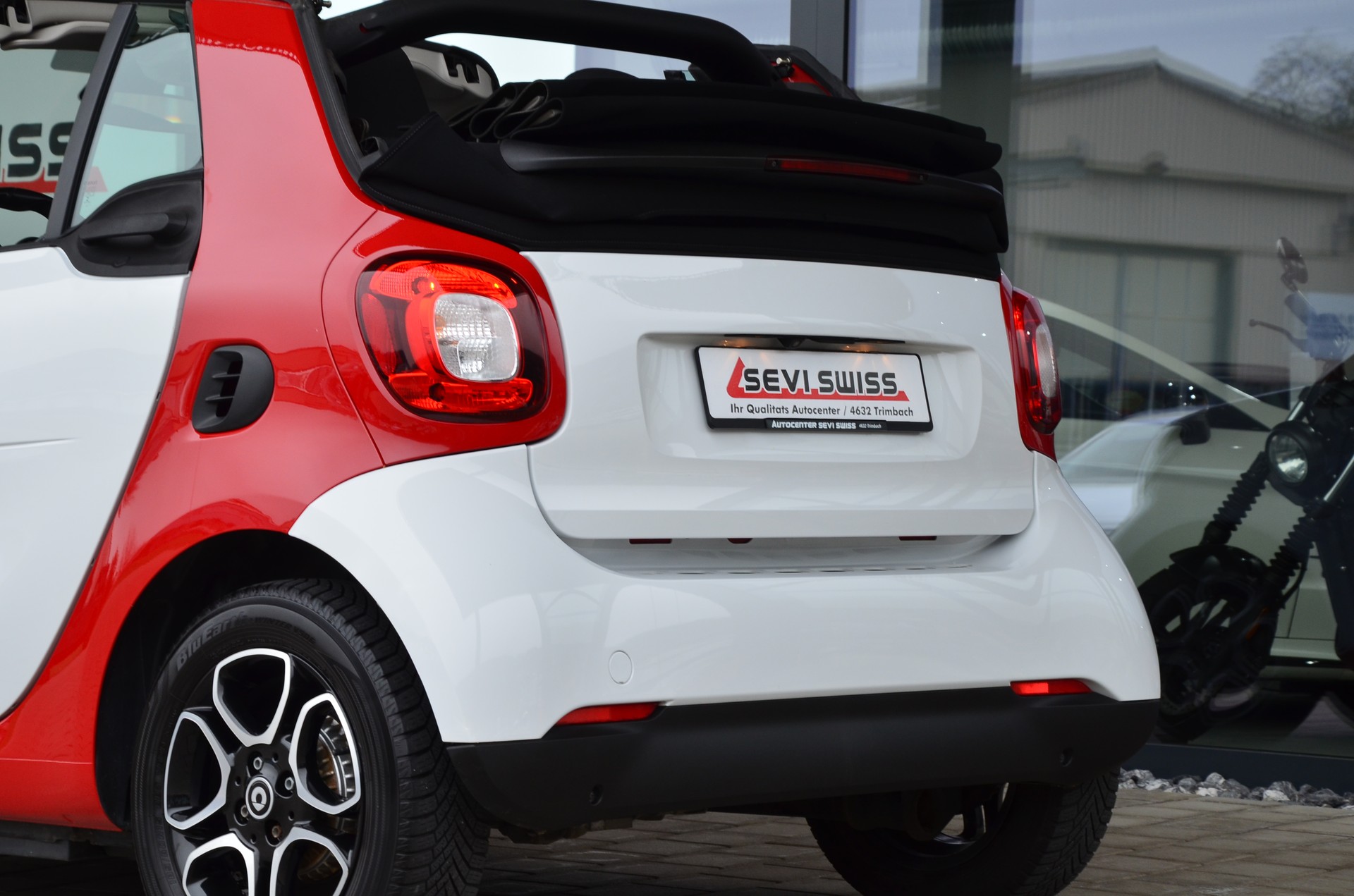 SMART fortwo EQ passion (incl. battery)*Ab MFK,1 Jahr oder 20'000km Garantie*-image-3