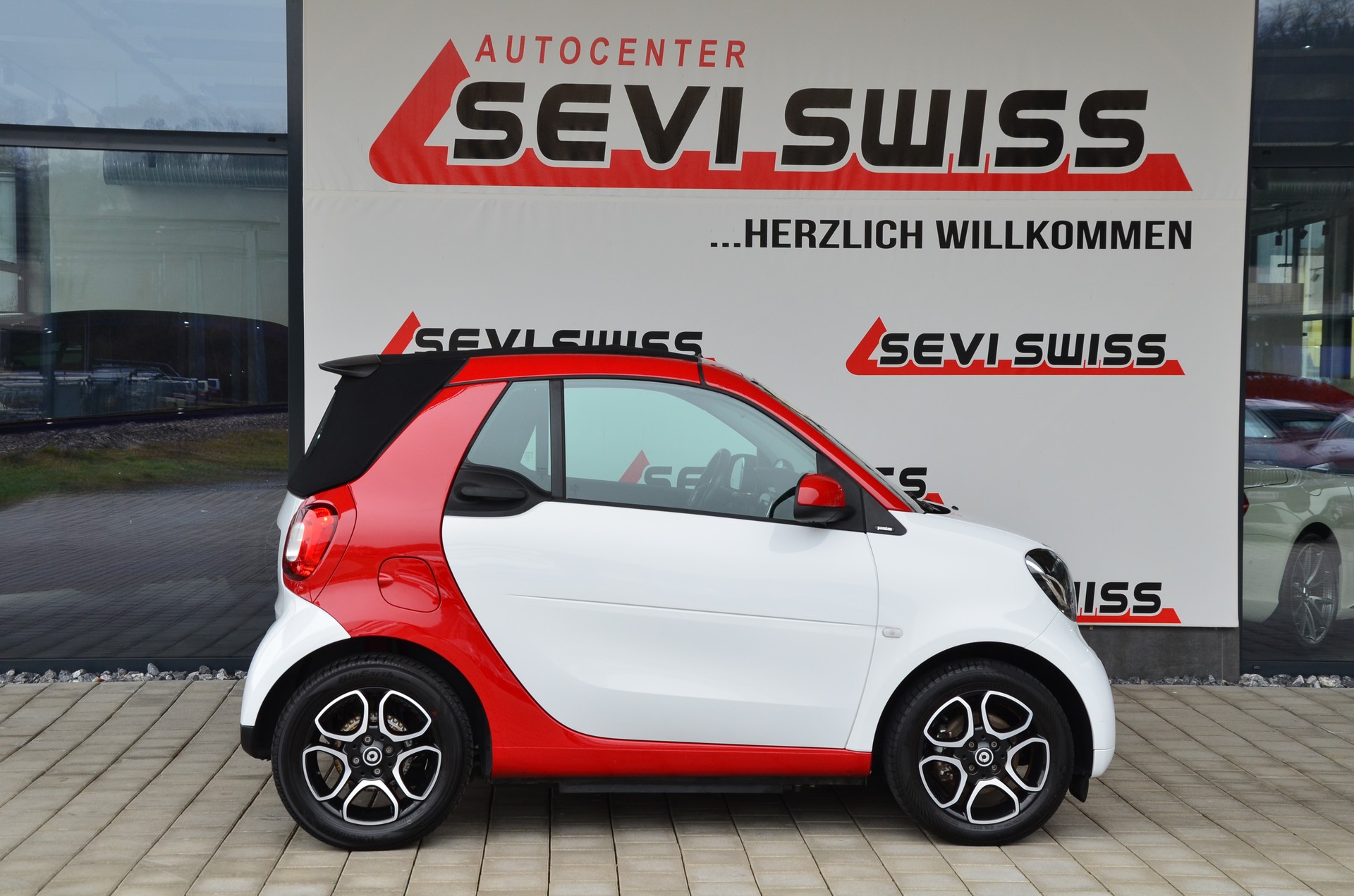 SMART fortwo EQ passion (incl. battery)*Ab MFK,1 Jahr oder 20'000km Garantie*-image-1