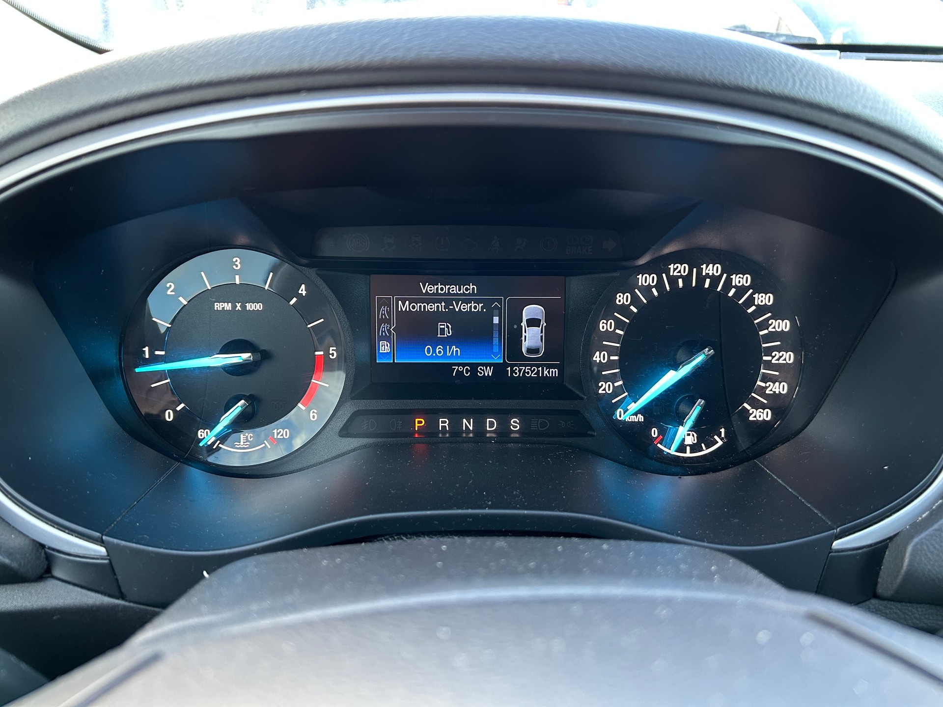 FORD Mondeo 2.0 TDCi Trend PowerShift-image-8