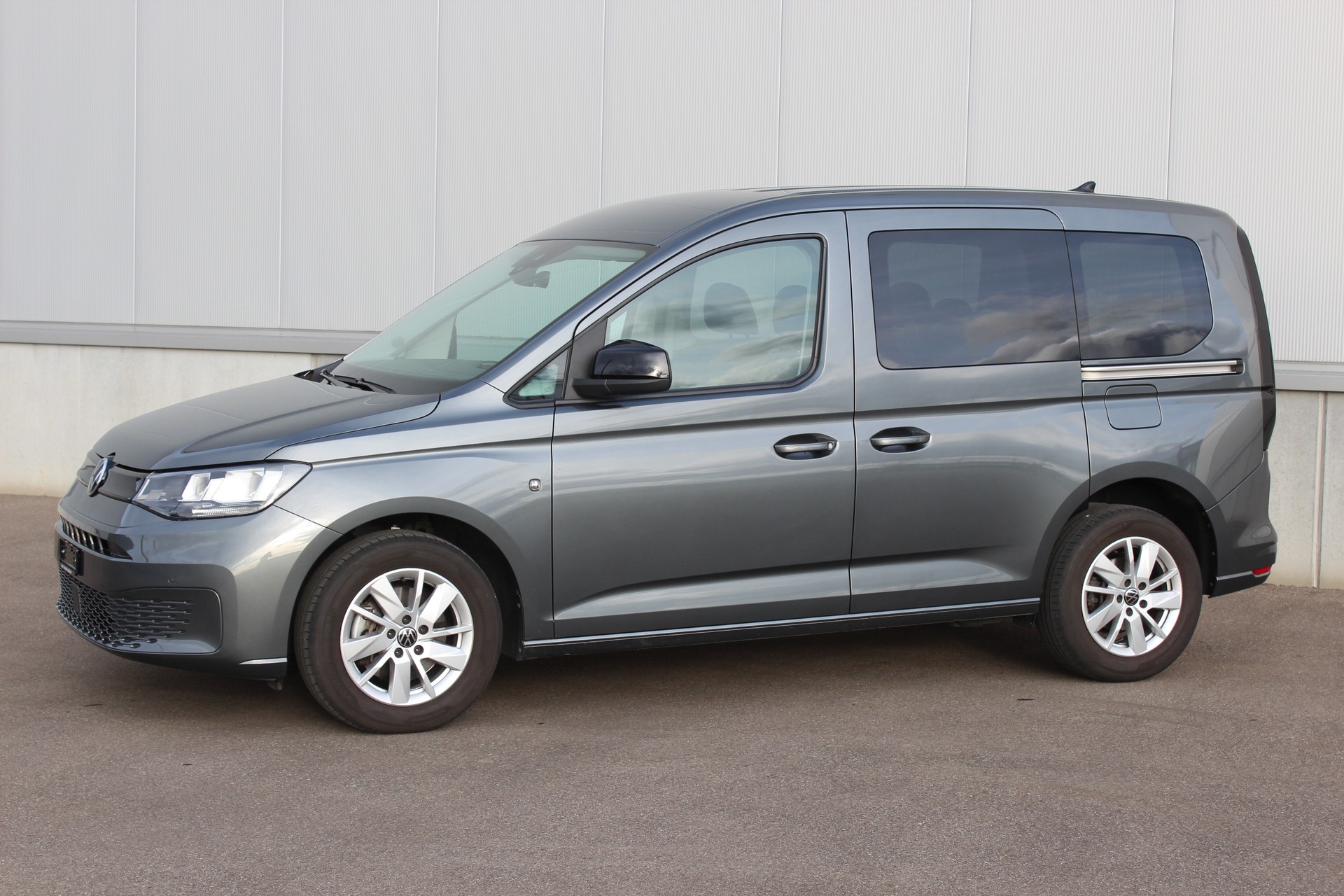 VW Caddy Kombi 1.5TSI Move DSG-image-1