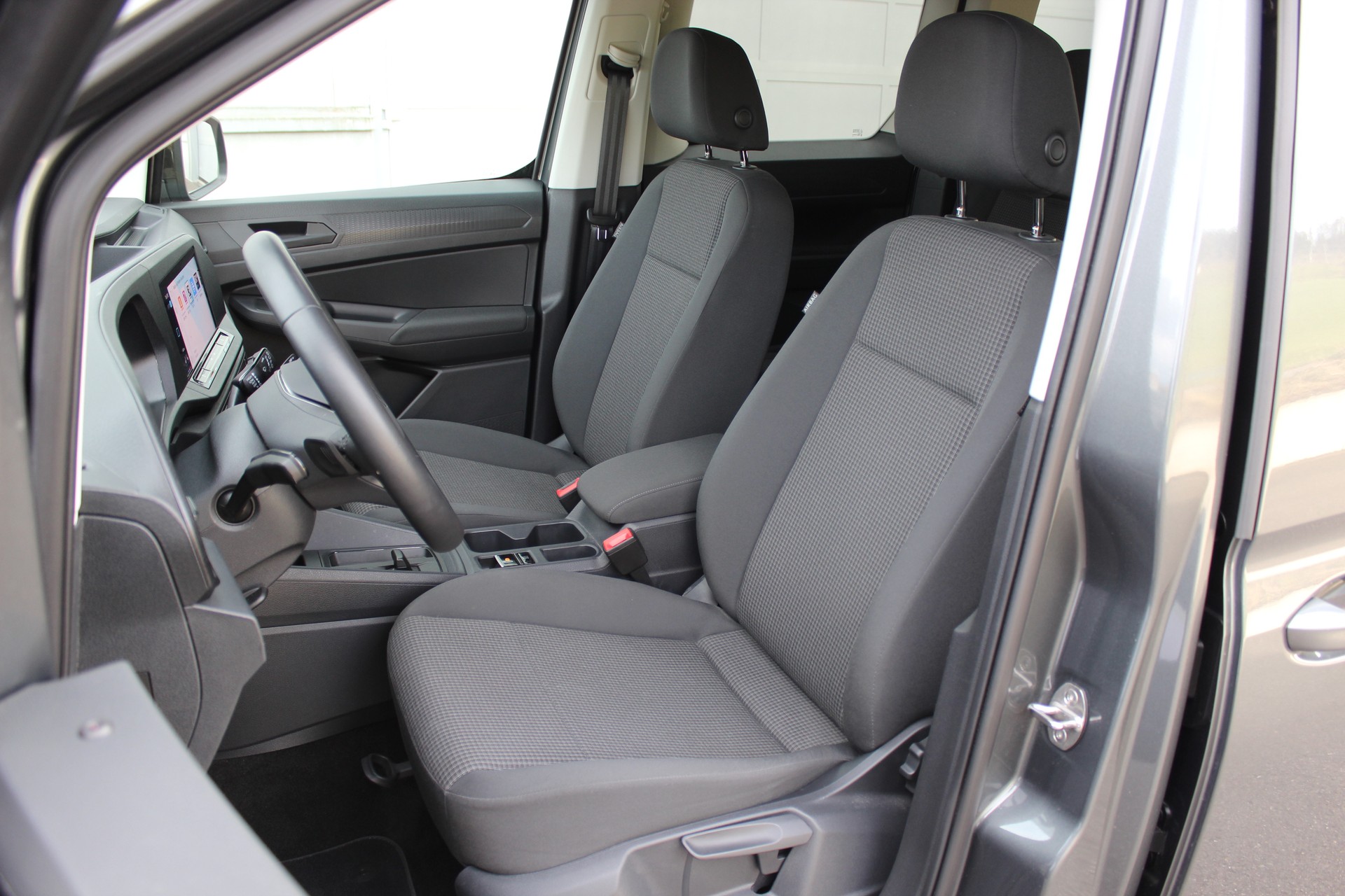 VW Caddy Kombi 1.5TSI Move DSG-image-5