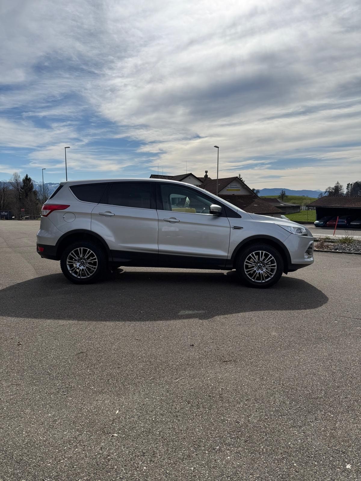 FORD Kuga 1.6 SCTi Titanium 4WD Automatic-image-13