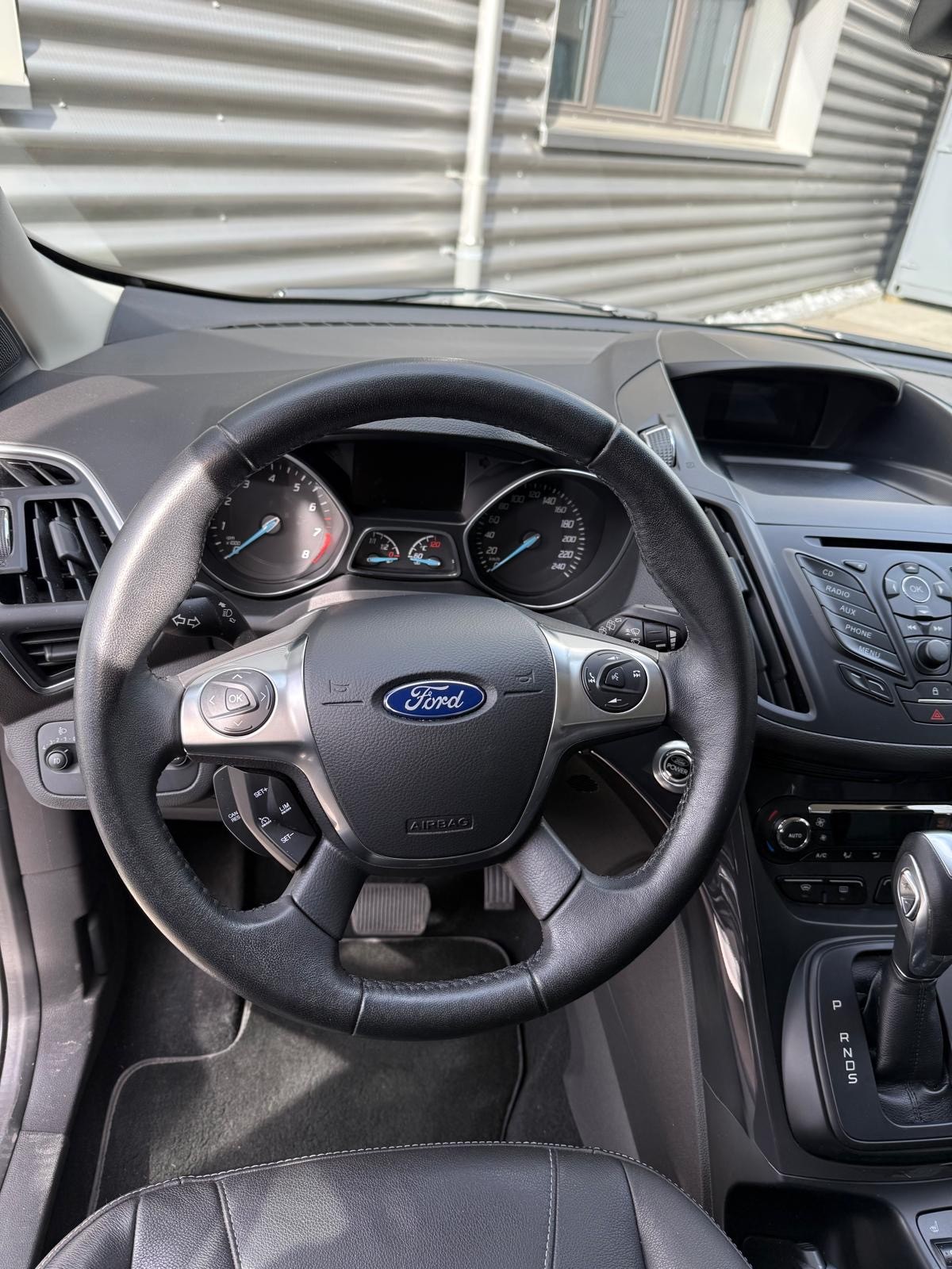 FORD Kuga 1.6 SCTi Titanium 4WD Automatic-image-5