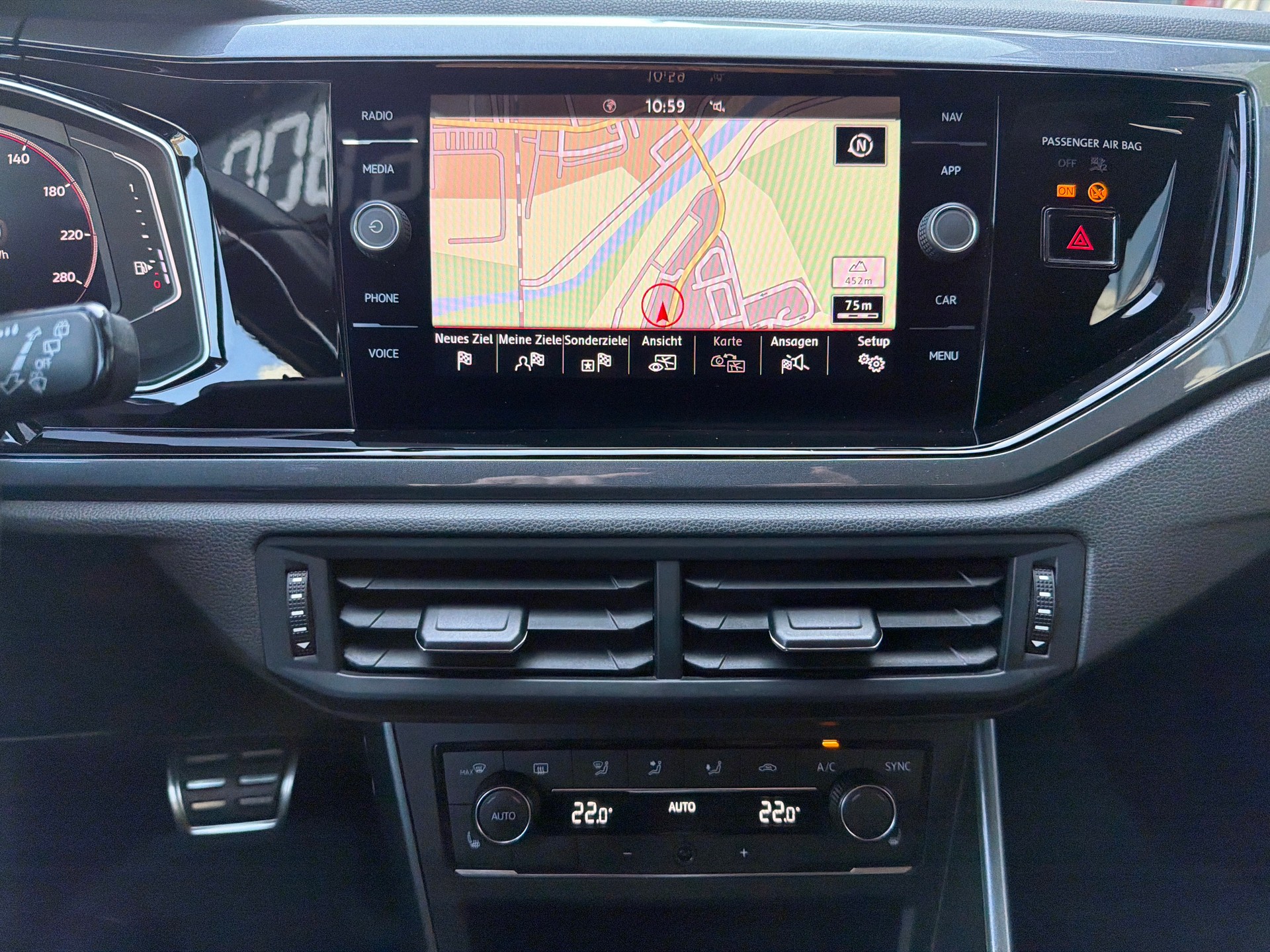VW Polo 2.0 TSI GTI DSG-image-10