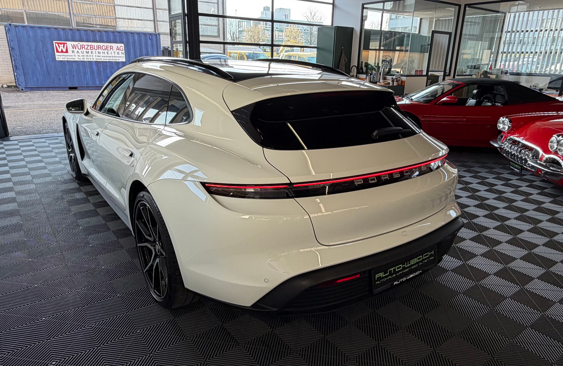 PORSCHE Taycan Sport Turismo Performance 79,2kWh-image-4