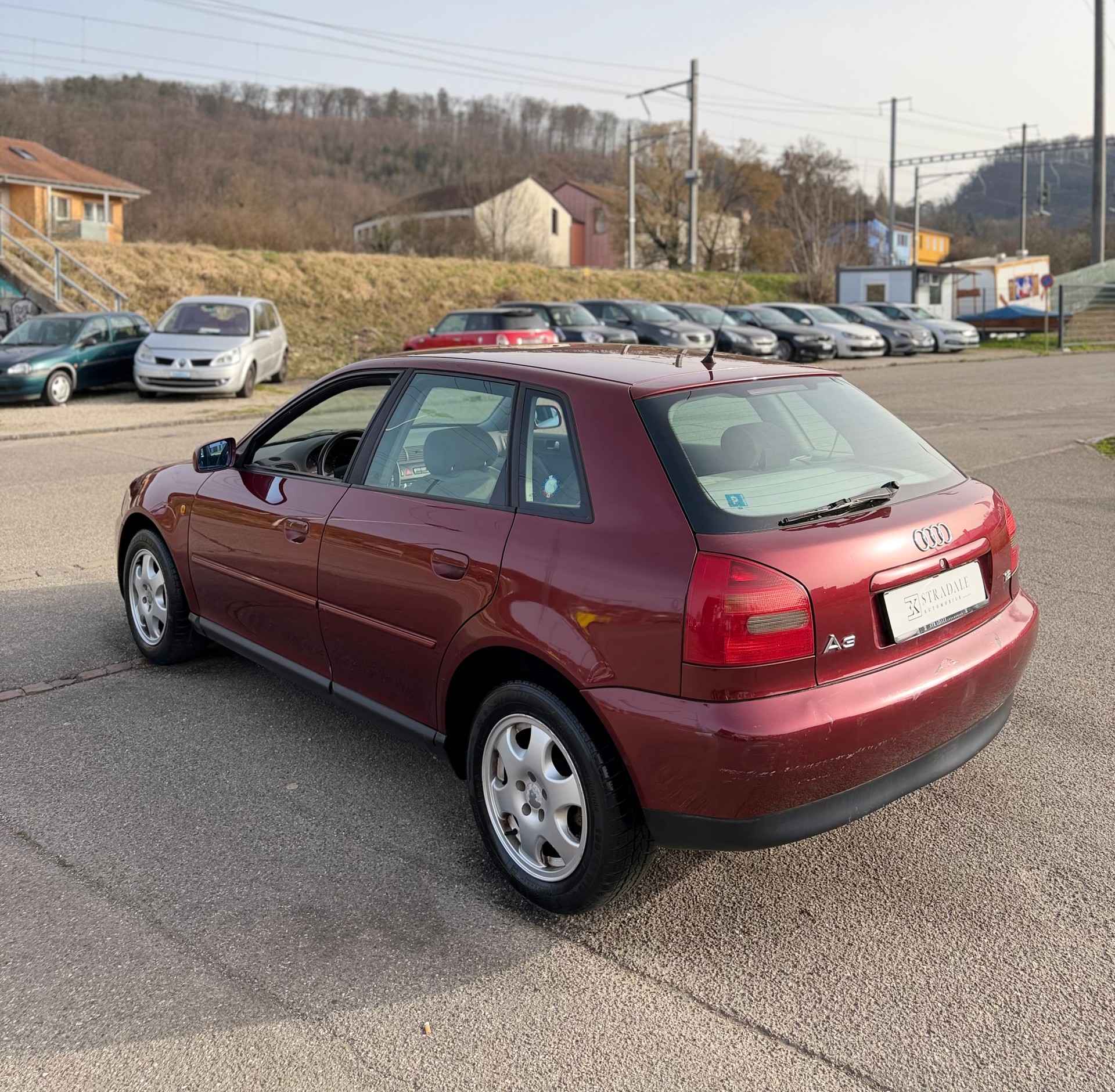 AUDI A3 1.8 Attraction-image-10