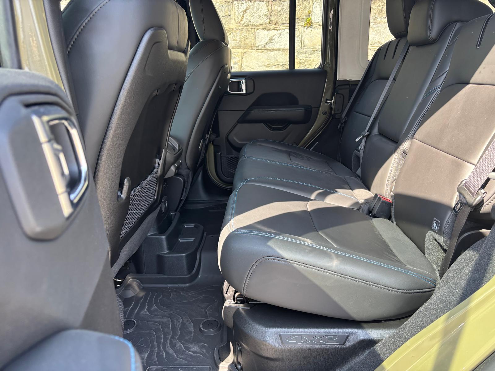 JEEP Wrangler 2.0 PHEV Unlimited Rubicon Automatic Soft Top-image-7