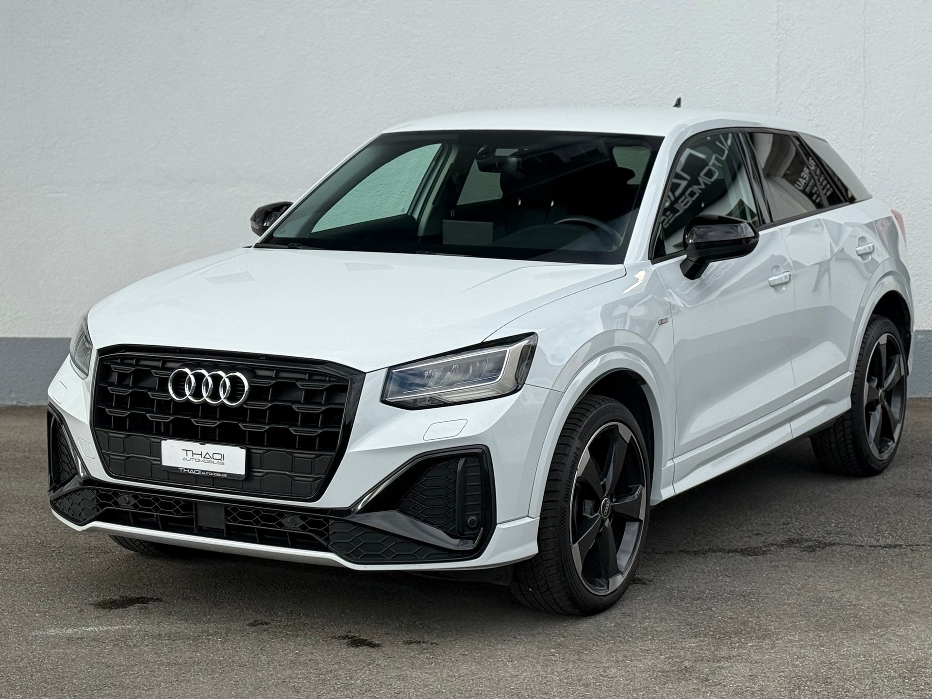 AUDI Q2 35 TFSI S line S-tronic-image-2