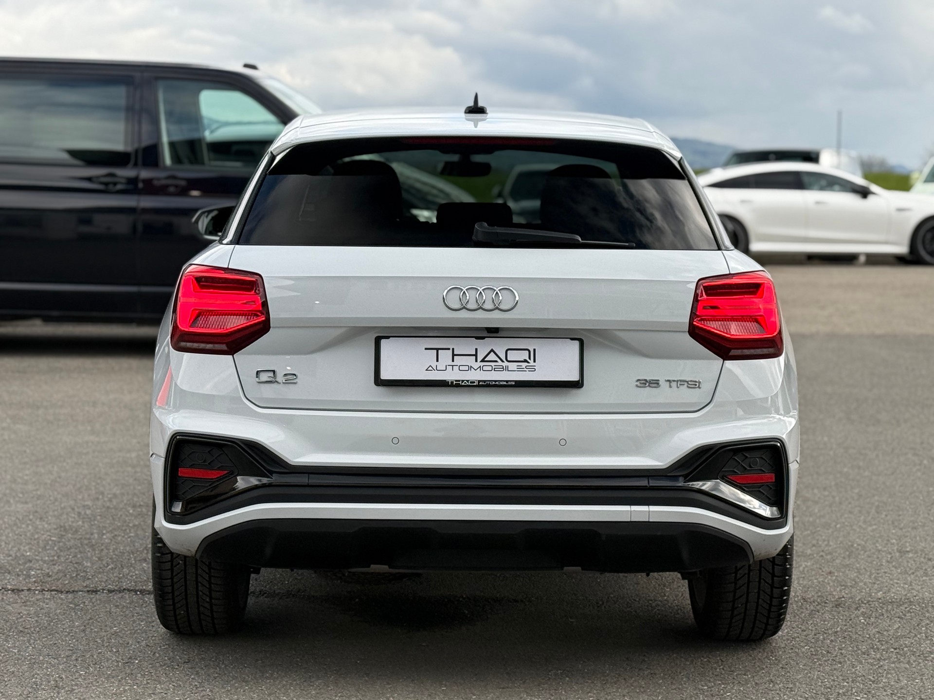 AUDI Q2 35 TFSI S line S-tronic-image-4
