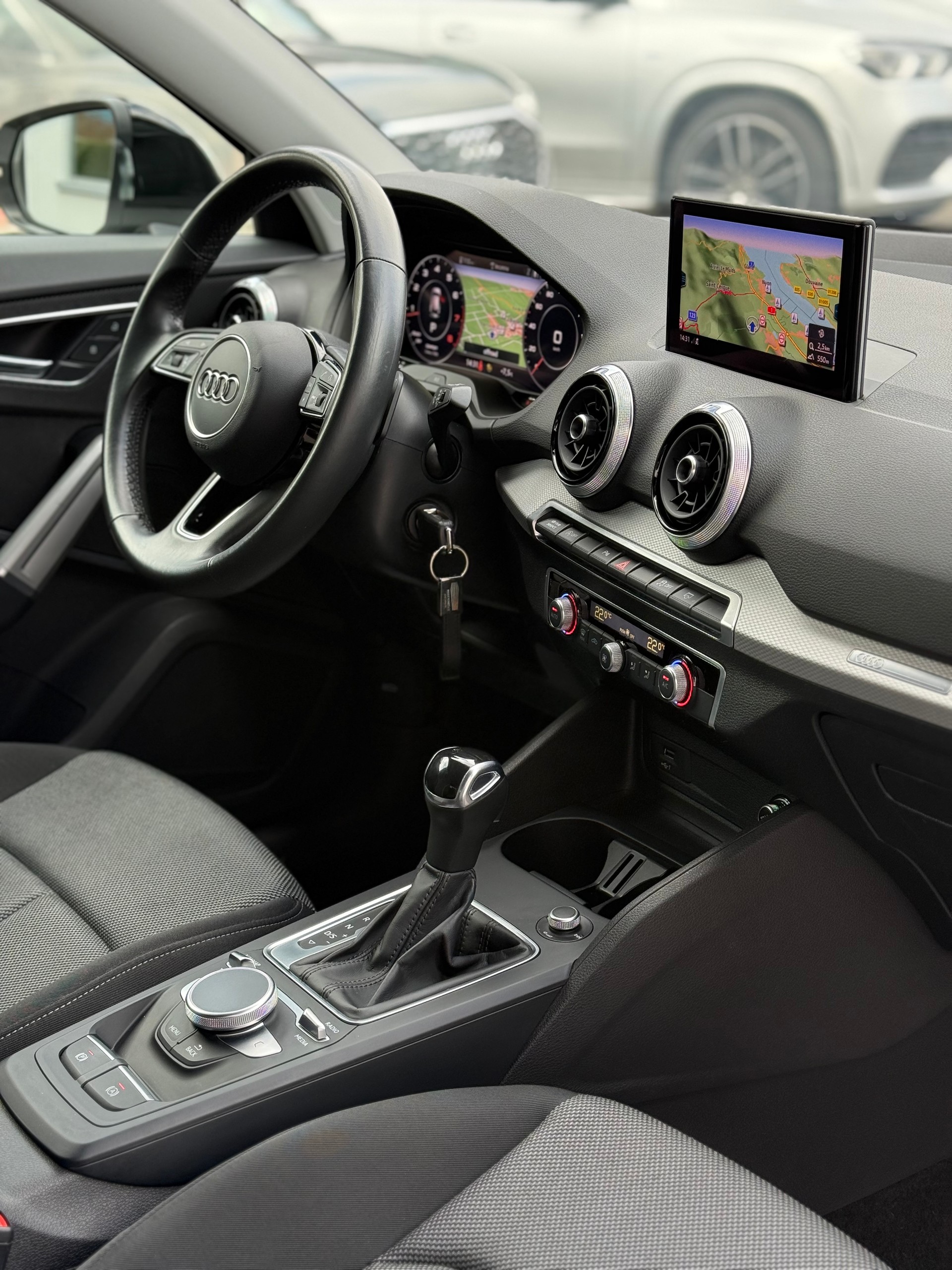 AUDI Q2 35 TFSI S line S-tronic-image-21