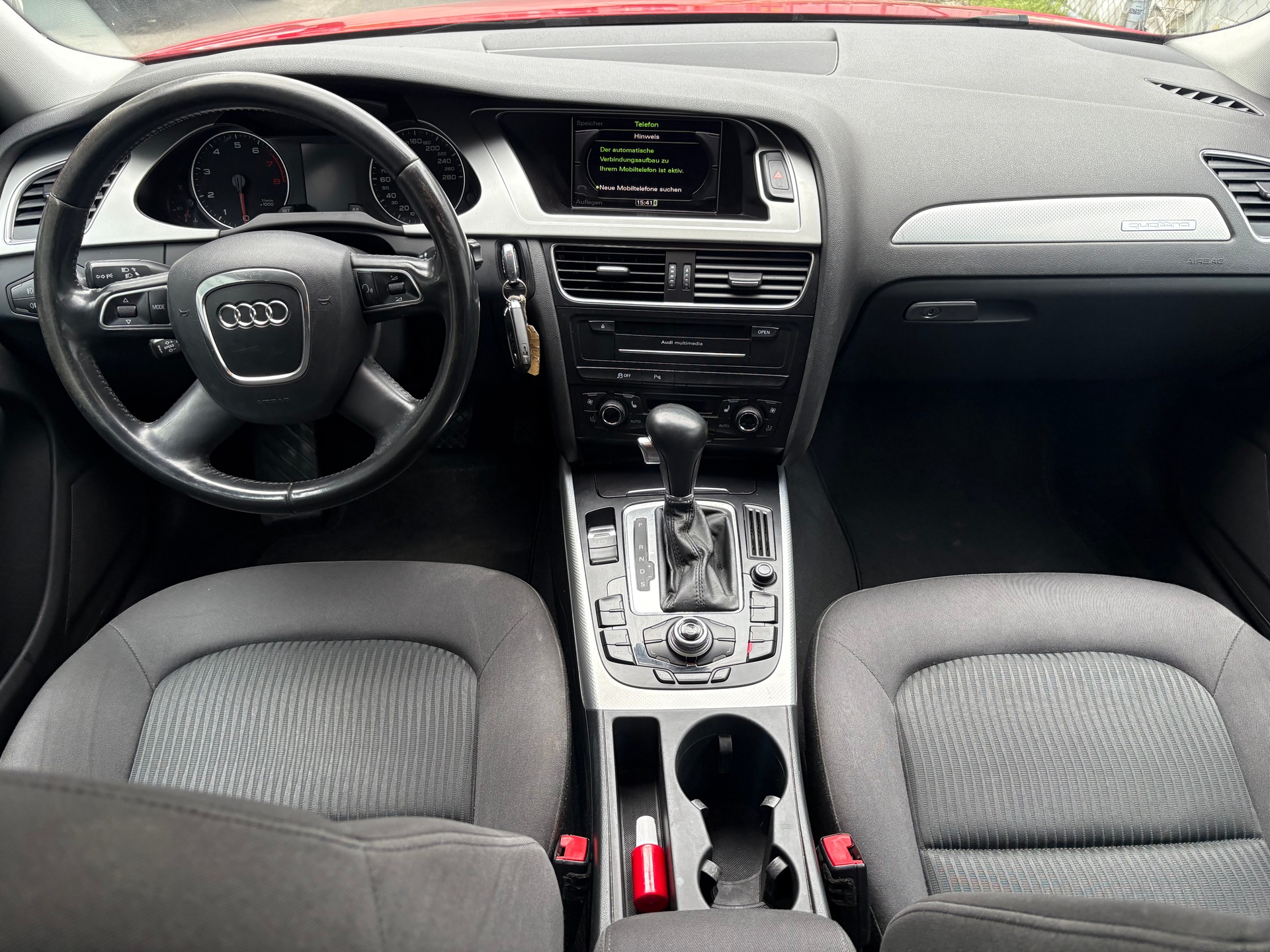 AUDI A4 Avant 2.0 TFSI quattro S-tronic-image-10