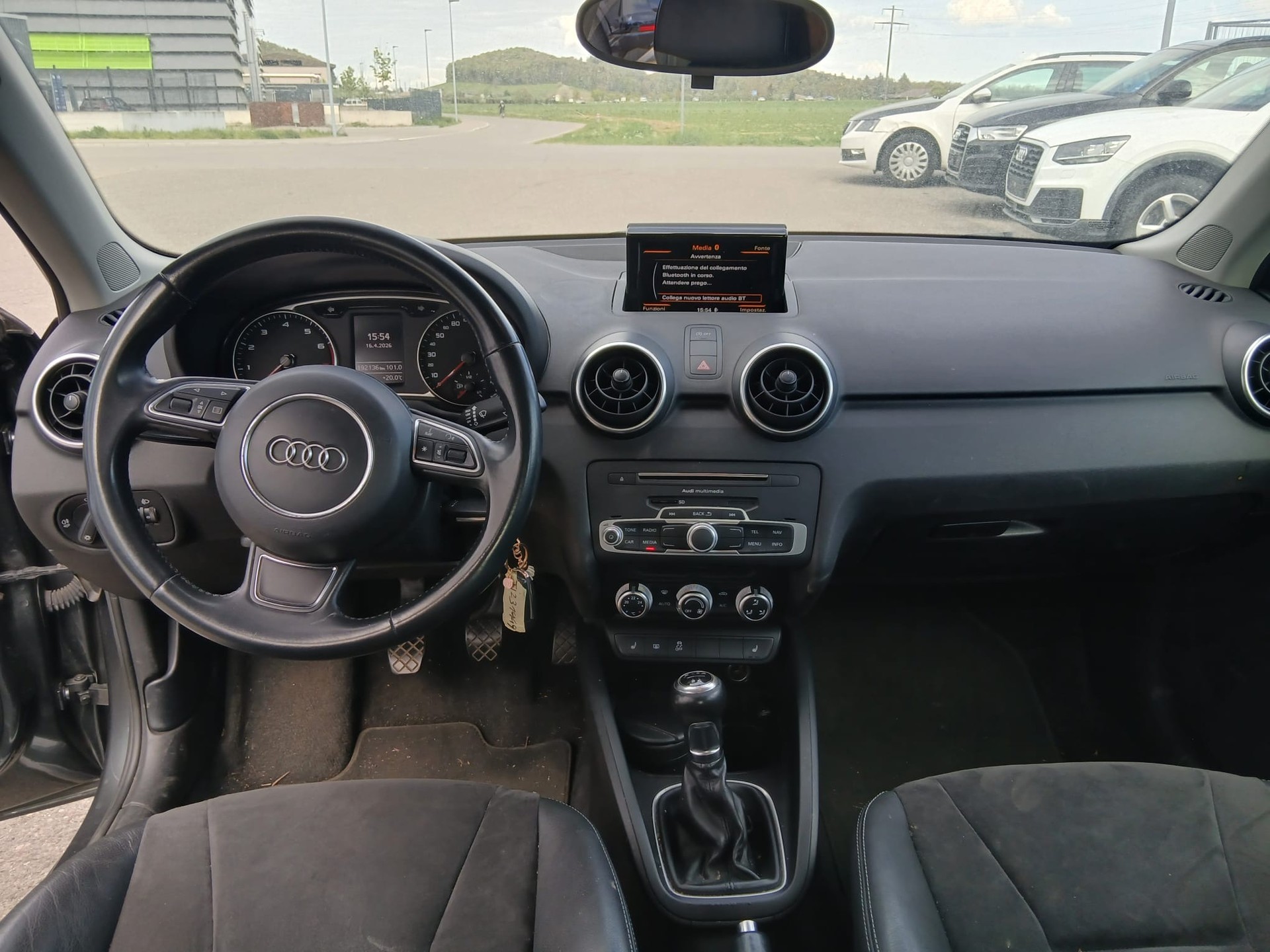 AUDI A1 Sportback 1.0 TFSI Design S-tronic-image-3