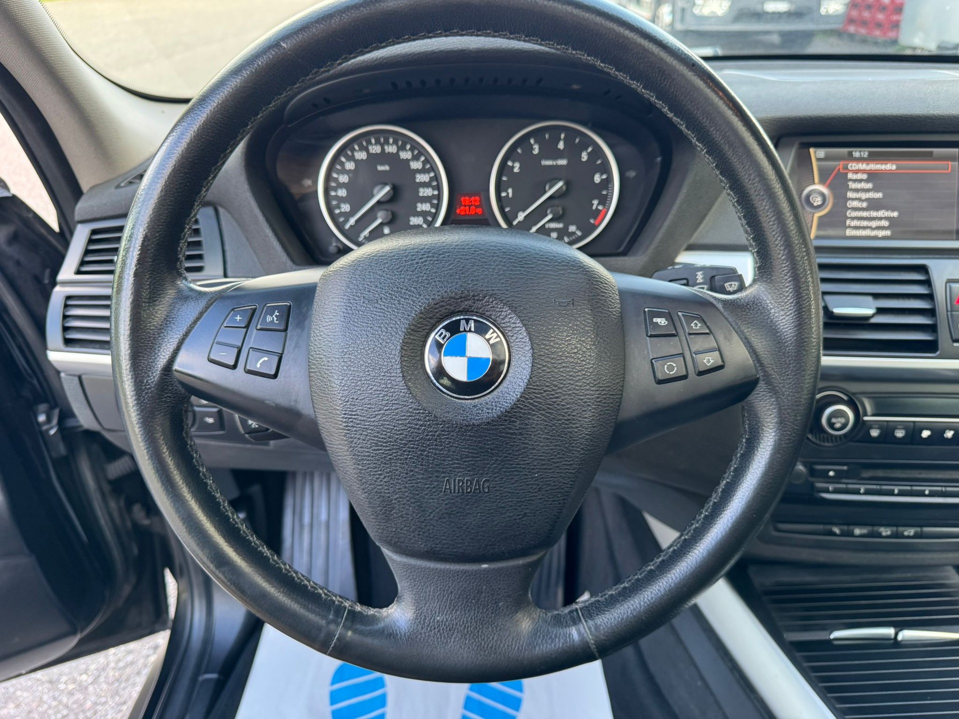 BMW X5 xDrive 35i Steptronic-image-21