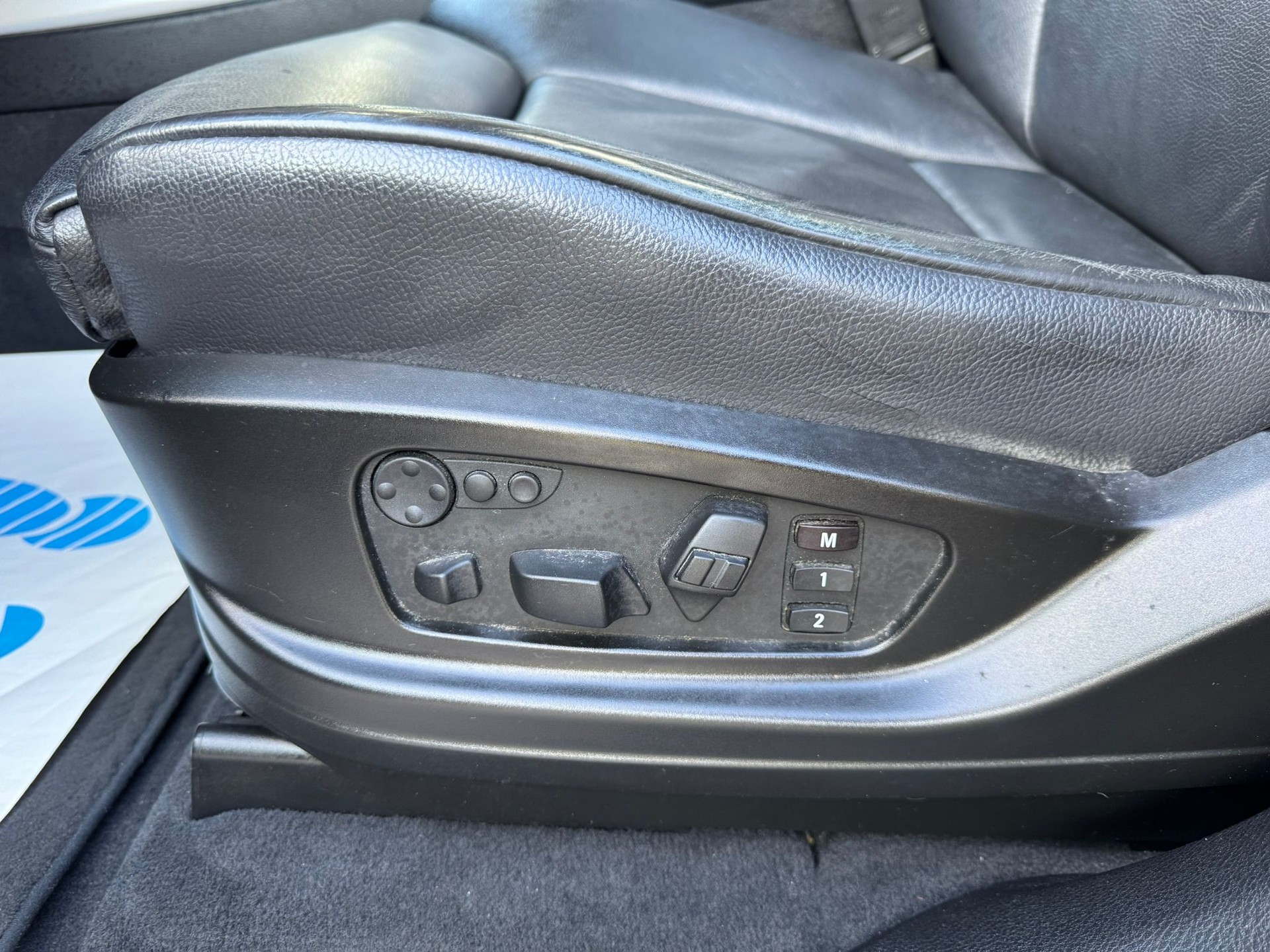 BMW X5 xDrive 35i Steptronic-image-17