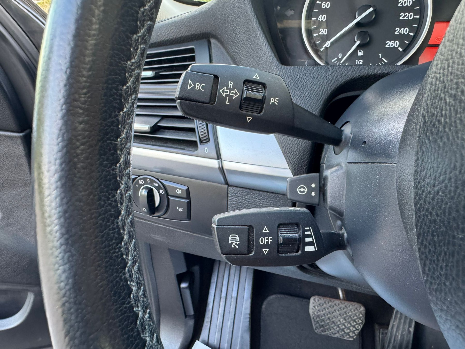 BMW X5 xDrive 35i Steptronic-image-22