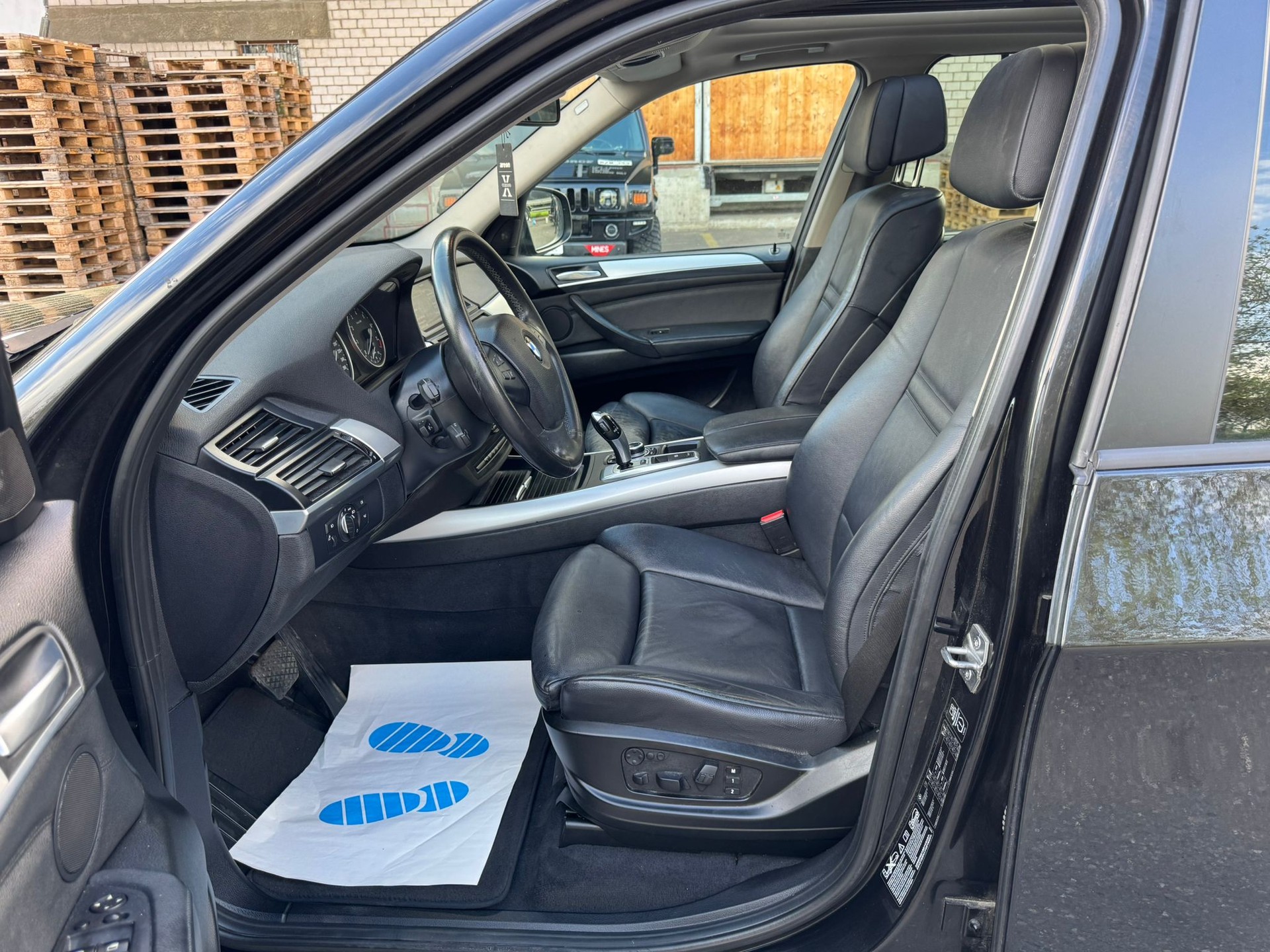 BMW X5 xDrive 35i Steptronic-image-14