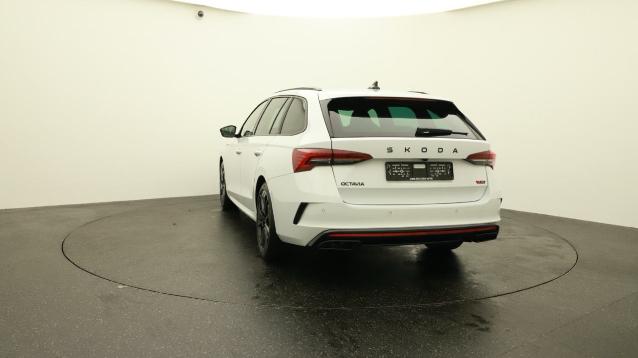 SKODA Octavia Combi 2.0 TSI DSG RS-image-3