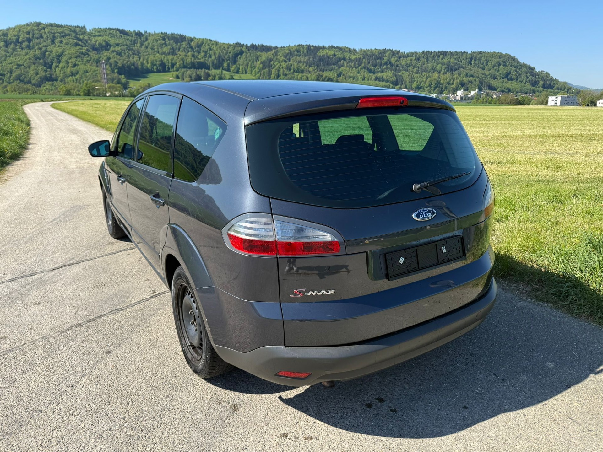 FORD S-Max 2.0i Ambiente-image-2