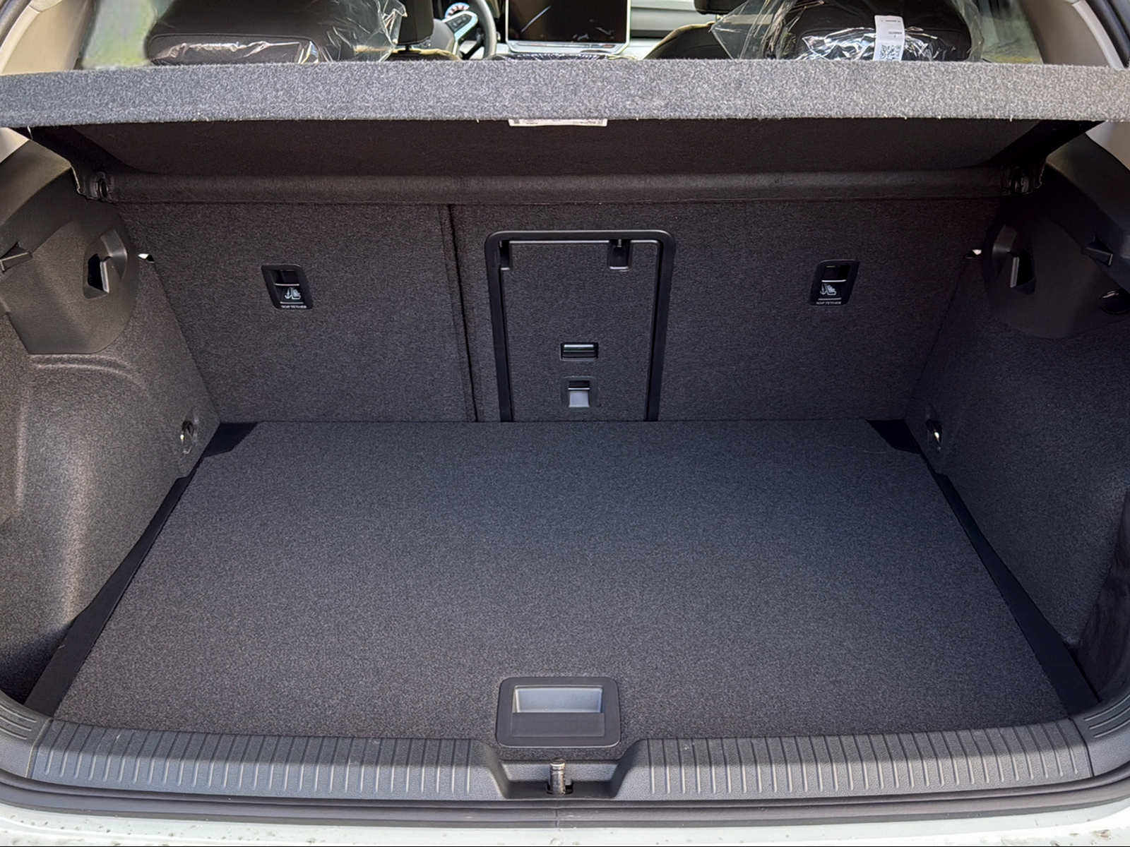 VW Golf 1.5 e TSI mHEV United DSG-image-13