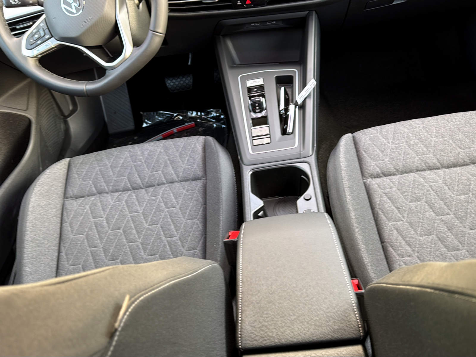 VW Golf 1.5 e TSI mHEV United DSG-image-11
