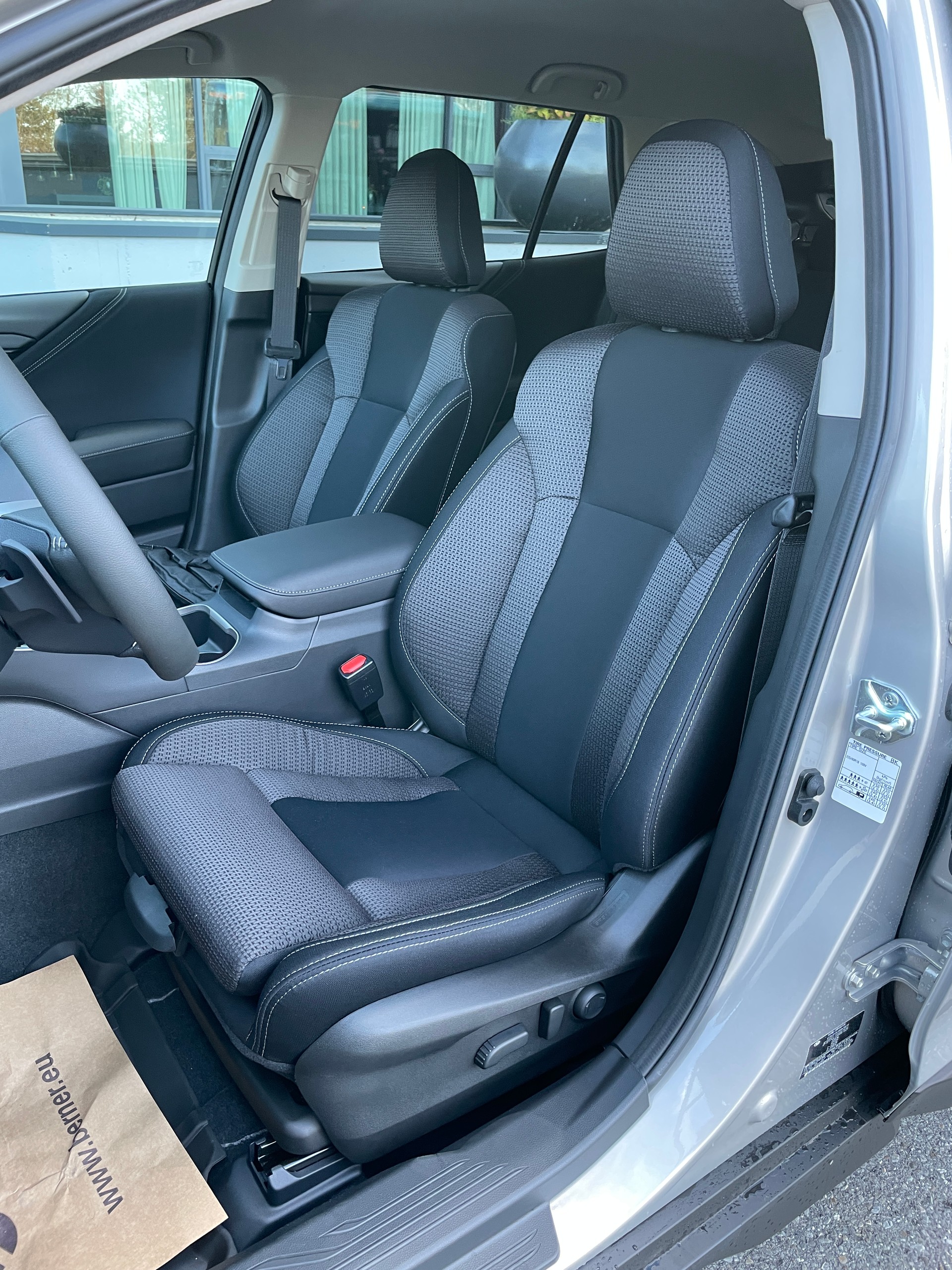 SUBARU Outback 2.5i Advantage AWD Lineartronic-image-10