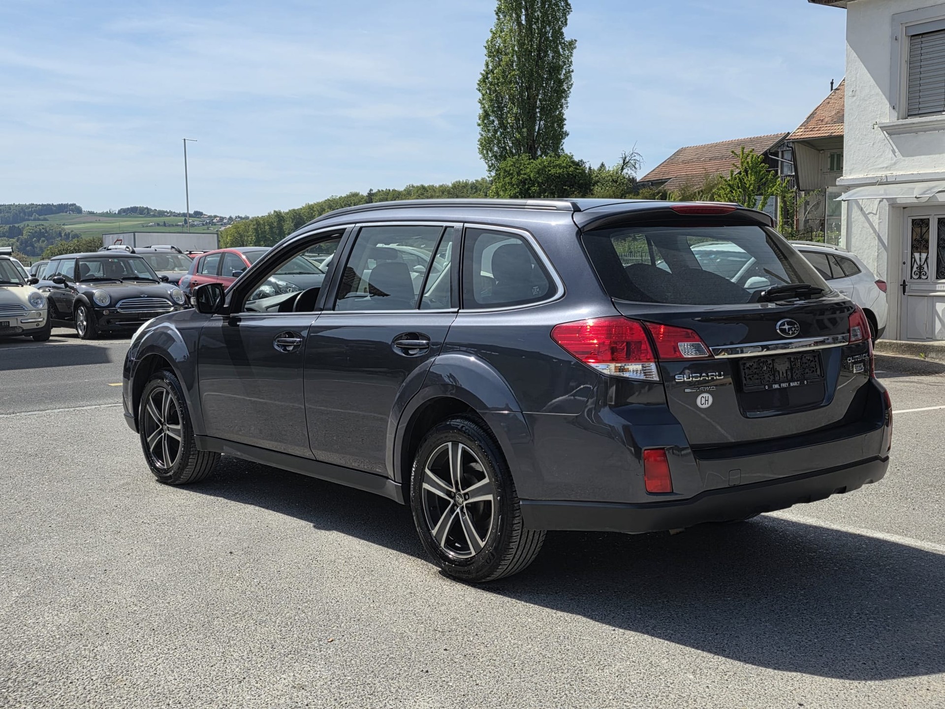 SUBARU Outback 2.0D Swiss AWD-image-8