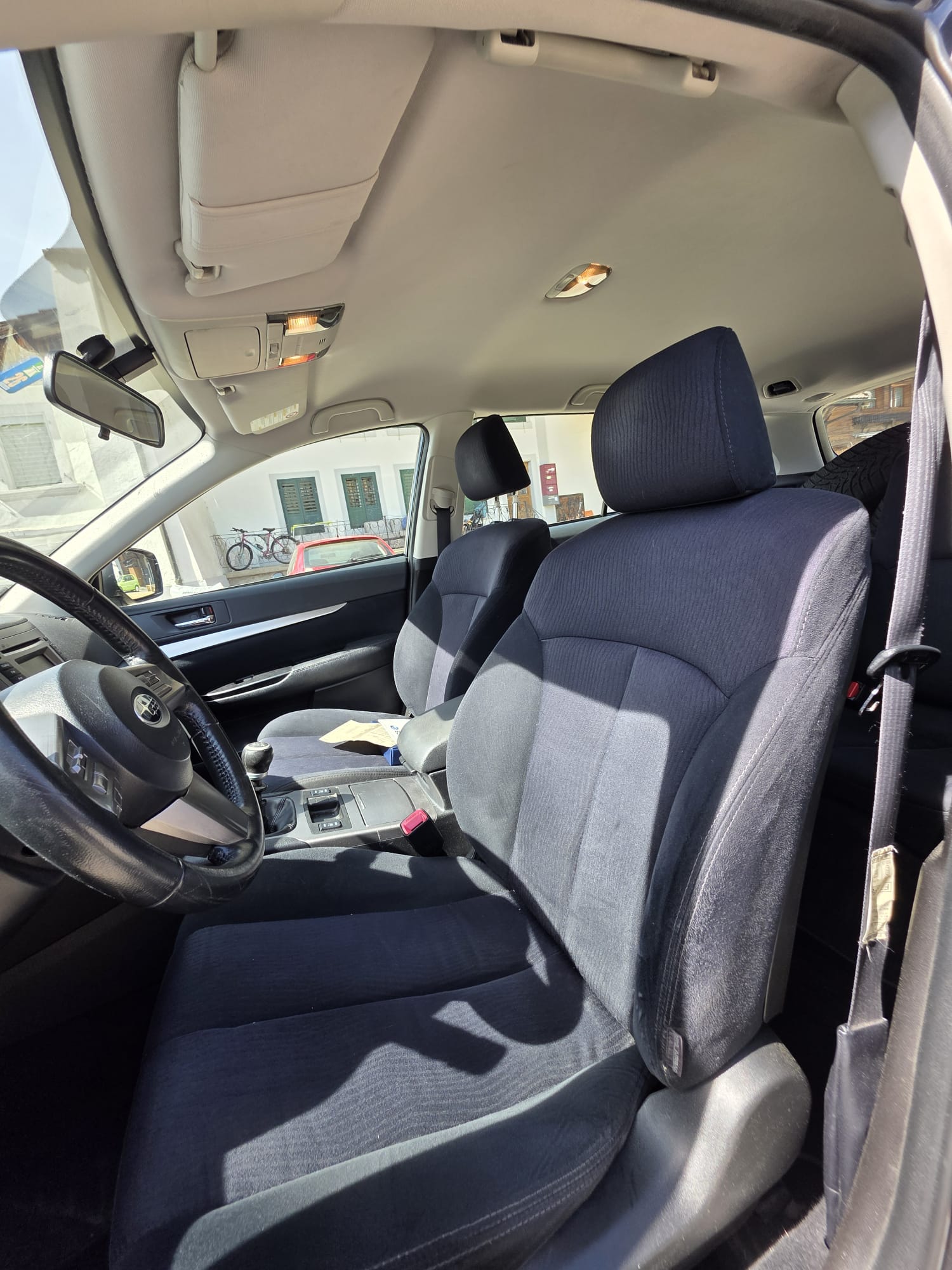 SUBARU Outback 2.0D Swiss AWD-image-9