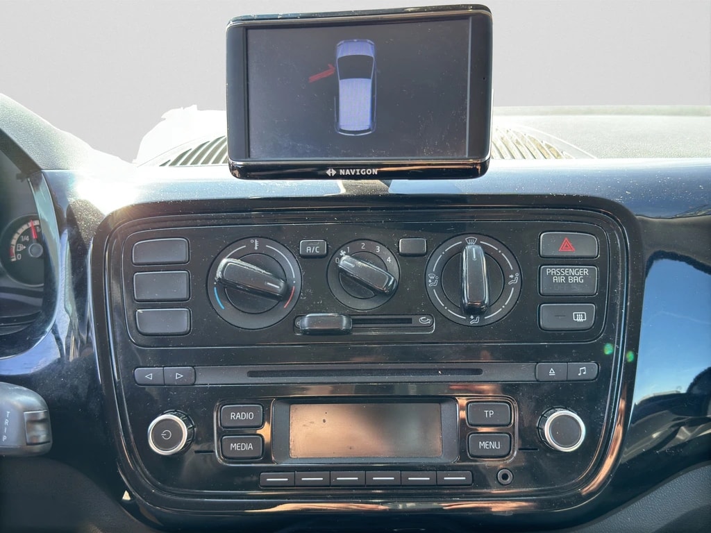 VW Up 1.0 move up-image-11