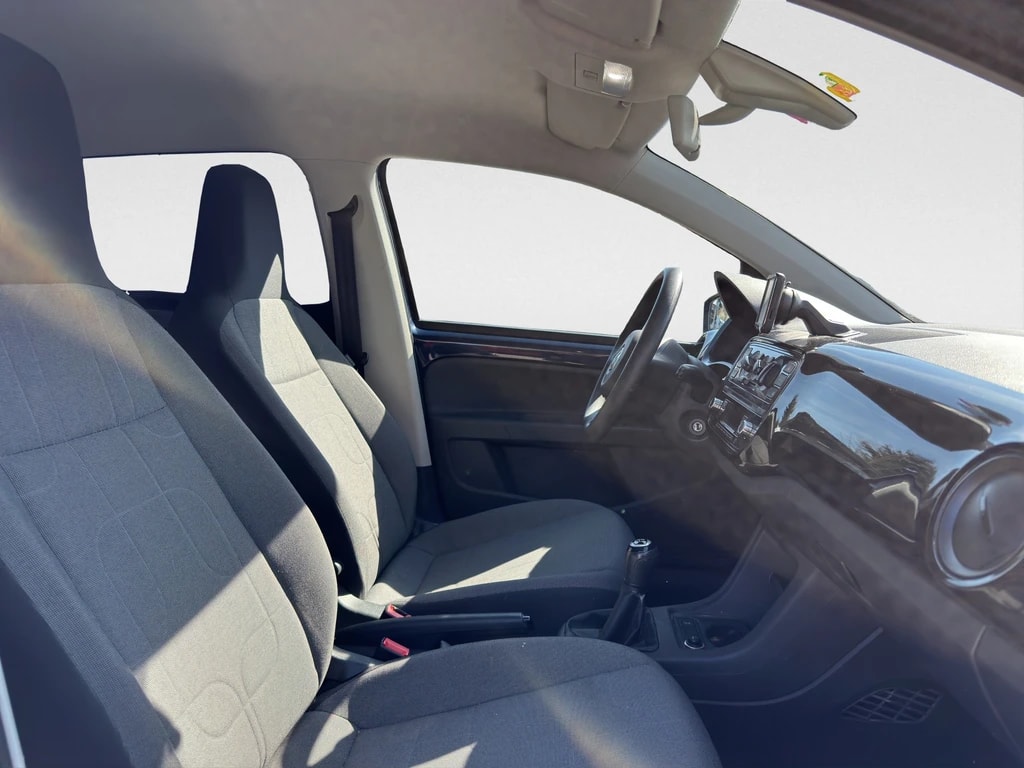 VW Up 1.0 move up-image-10