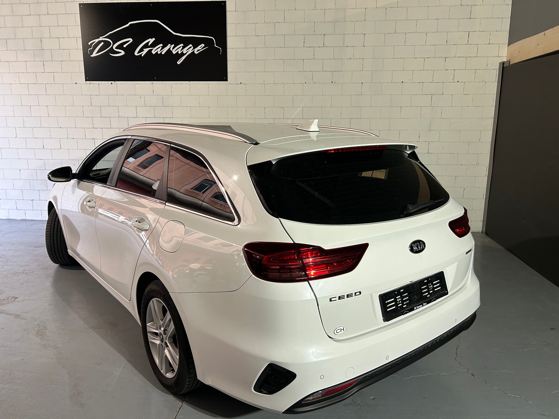 KIA Ceed Sportswagon 1.4 T-GDi Power 25 DCT-image-2