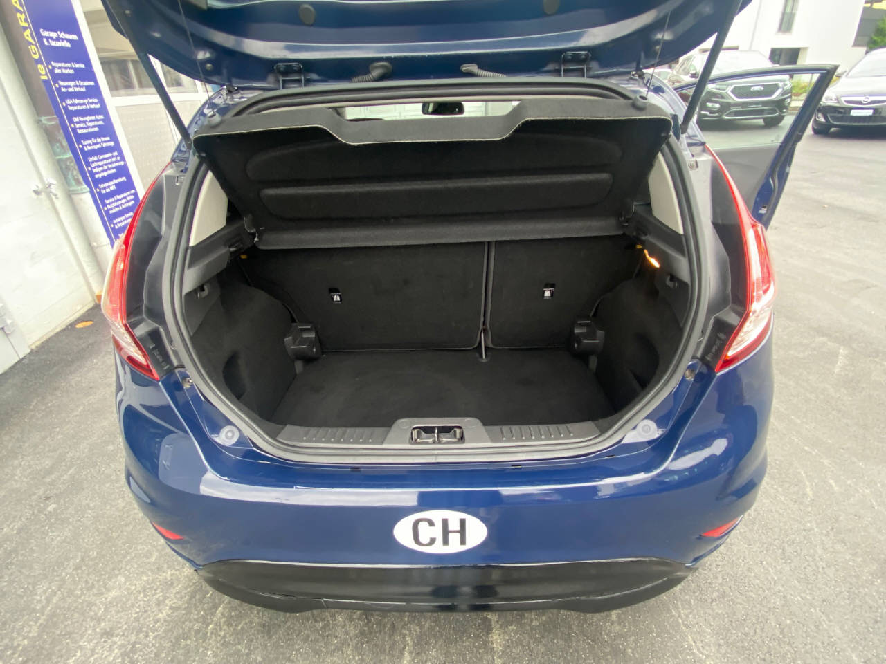 FORD Fiesta 1.0 EcoB 100 Titanium-image-9