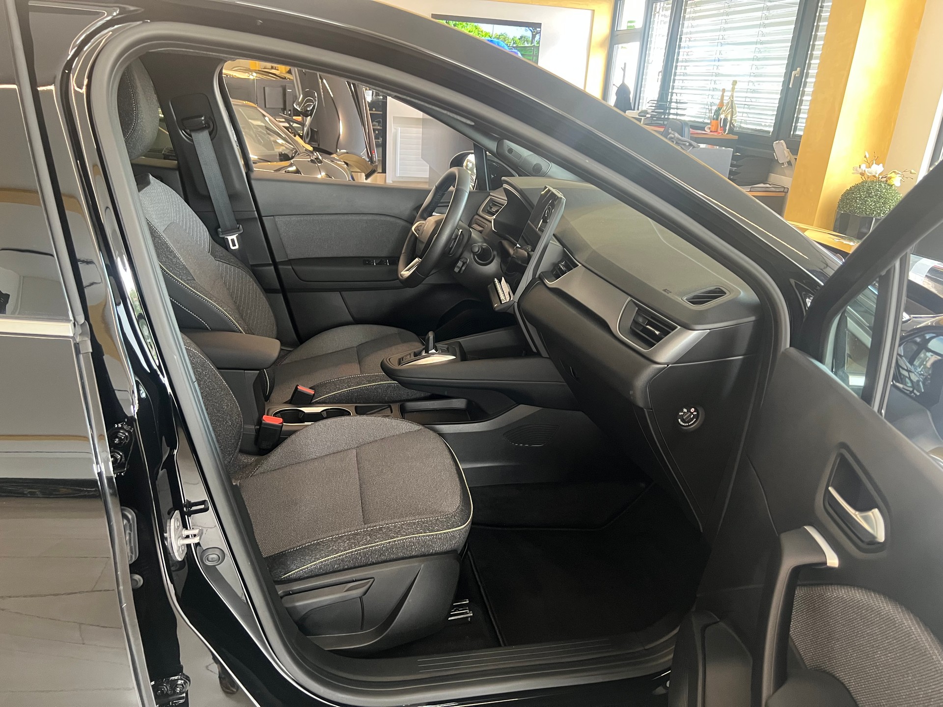 RENAULT Symbioz 1.3 Techno EDC-image-10