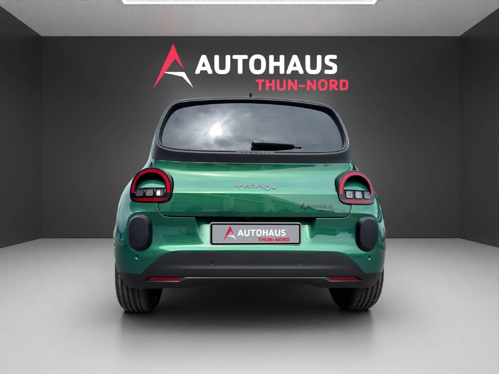 RENAULT Twingo E-Tech Urban Range techno-showroom-element-3