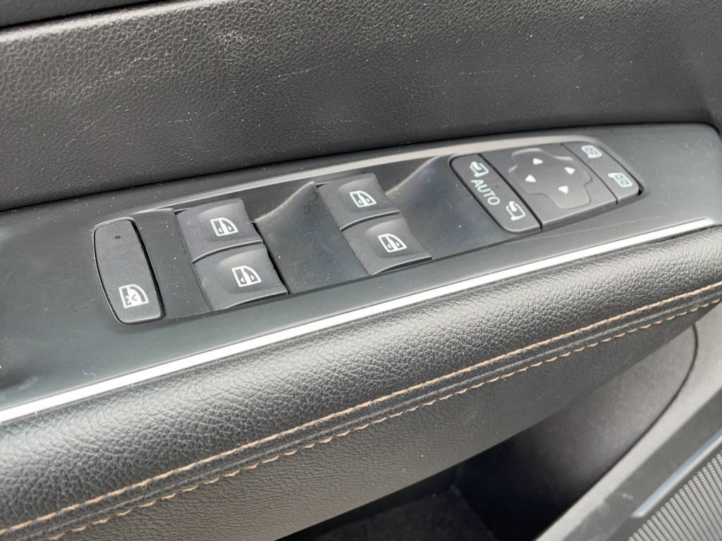 RENAULT Talisman Grandtour 1.8 TCe Intens EDC-image-5