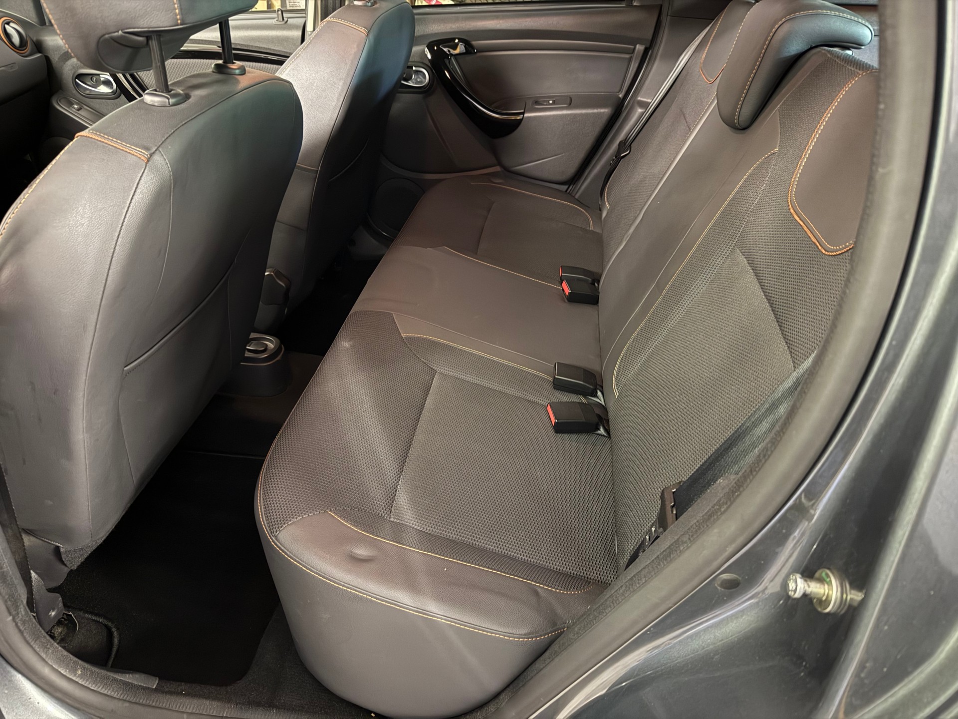 DACIA Duster 1.2 T Privilège 4x4-image-14