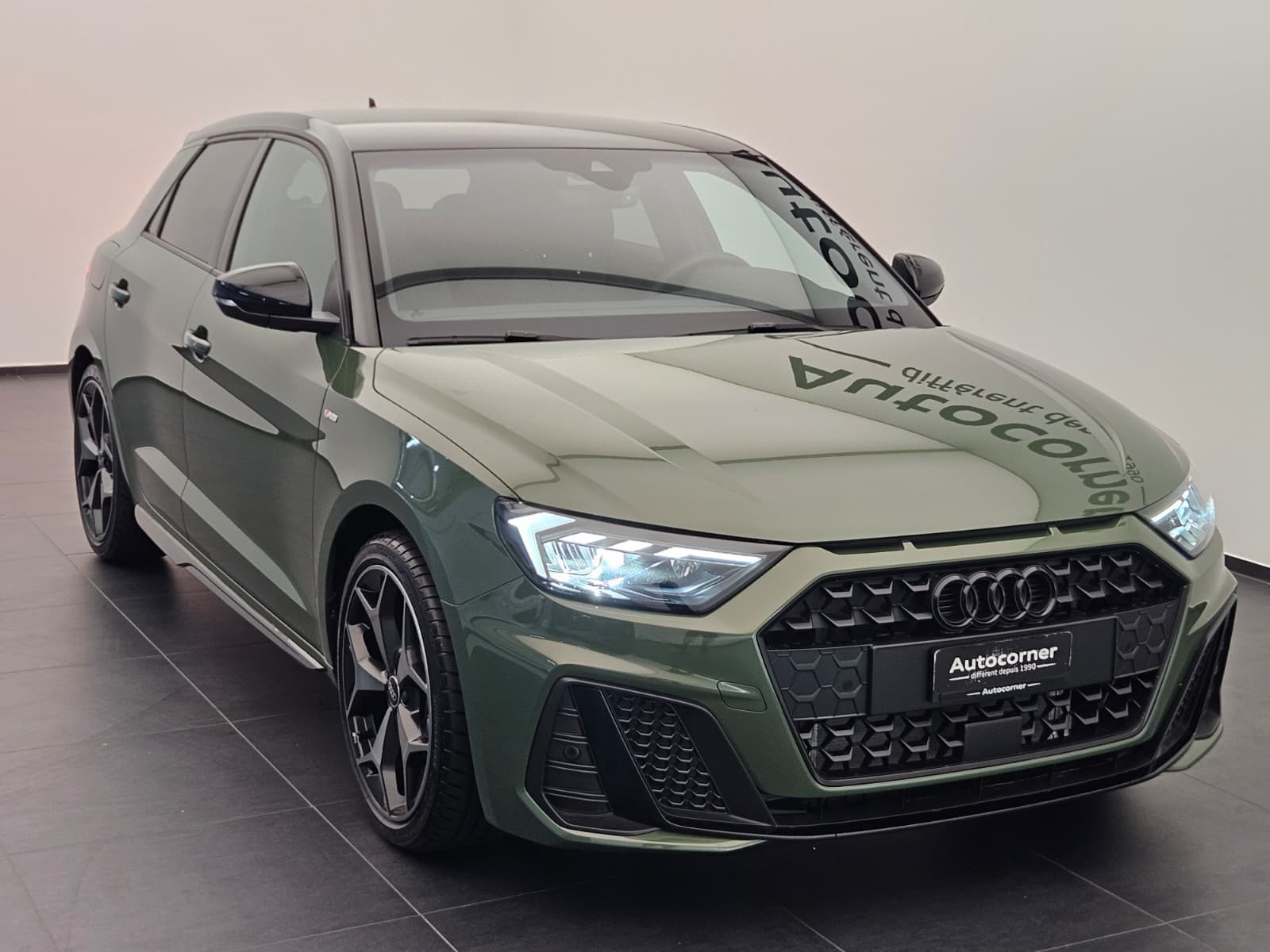 AUDI A1 Sportback 30 TFSI S Line Attraction S-tronic-image-4