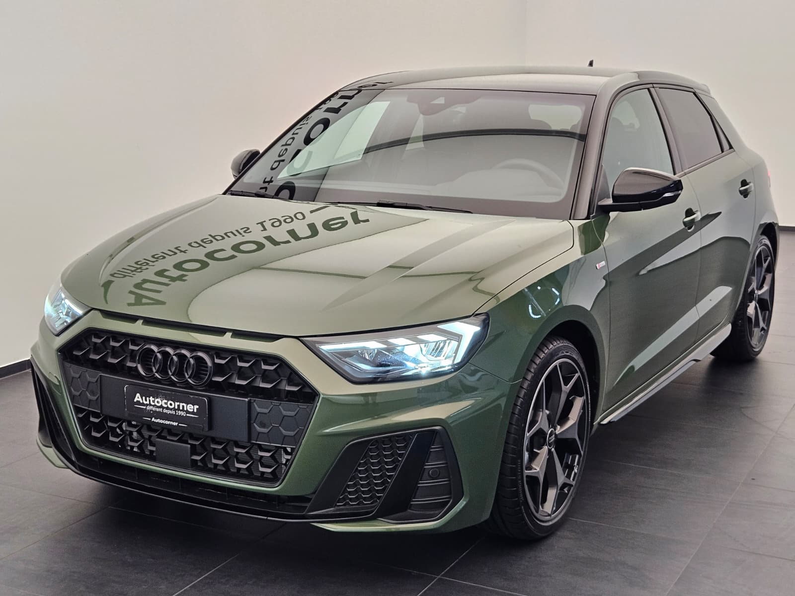 AUDI A1 Sportback 30 TFSI S Line Attraction S-tronic-image-2