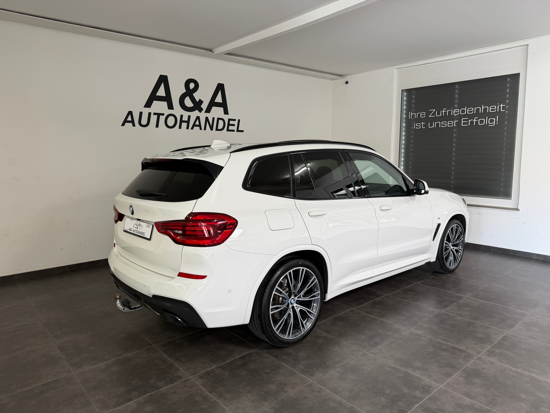 BMW X3 M40d Individual Steptronic-image-3