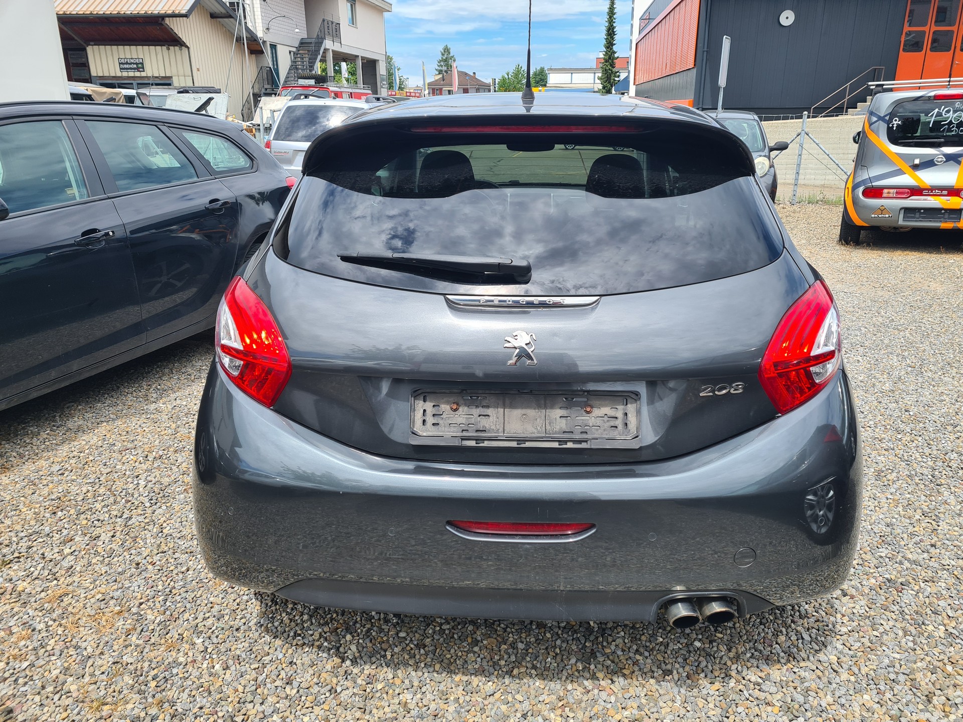 PEUGEOT 208 1.6 Turbo Allure-image-4