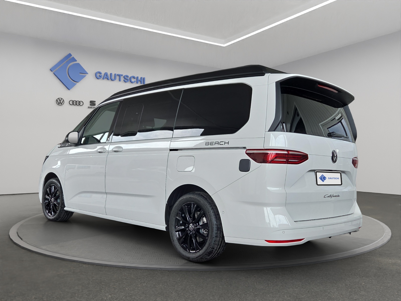 VW California 2.0 TDI Beach Tour Liberty-image-2