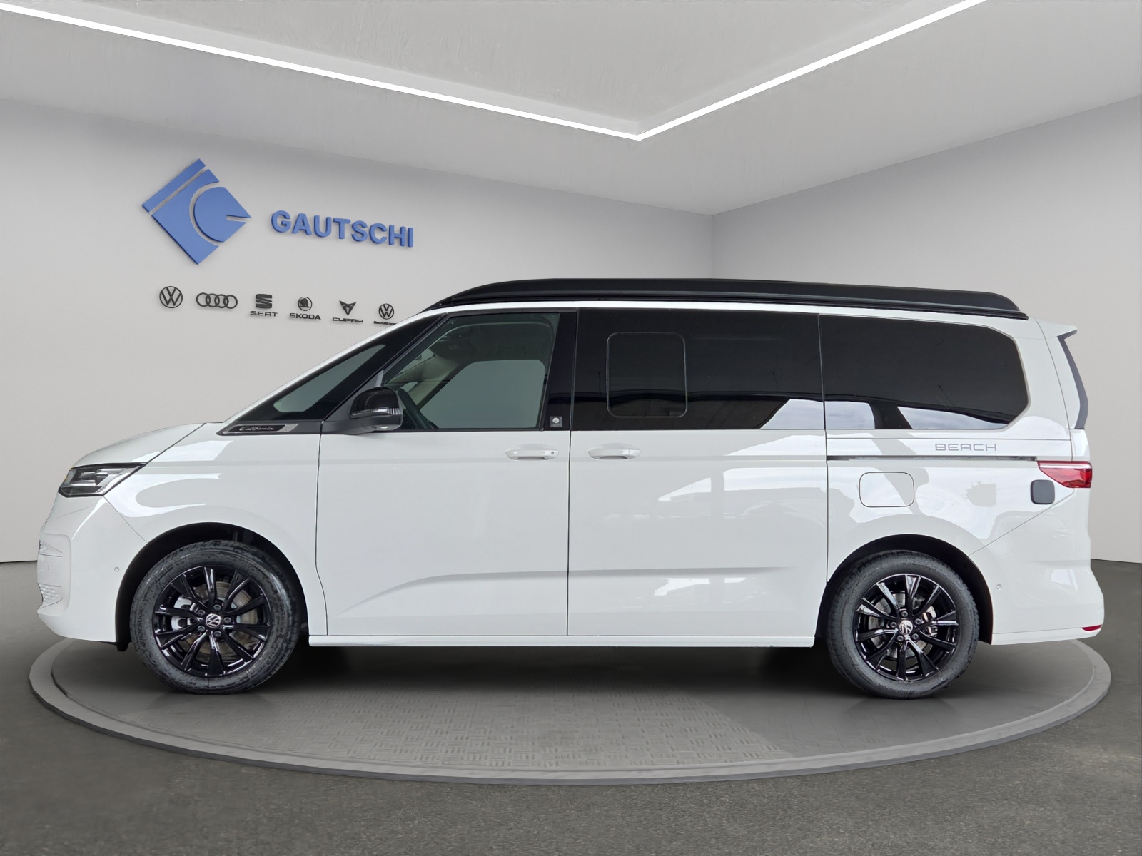 VW California 2.0 TDI Beach Tour Liberty-image-1