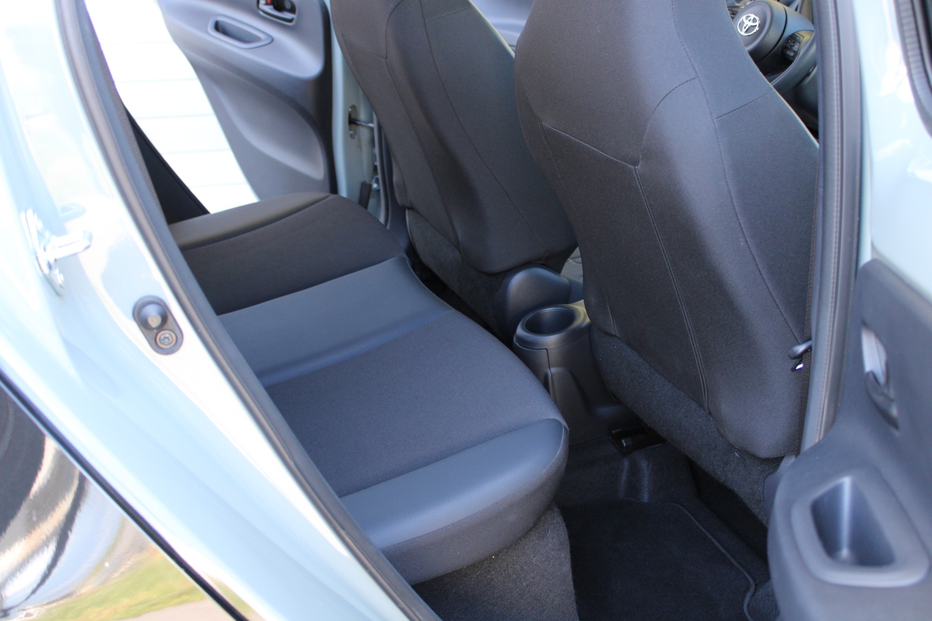 TOYOTA Aygo X 1.0 VVT-i Style CVT-image-14