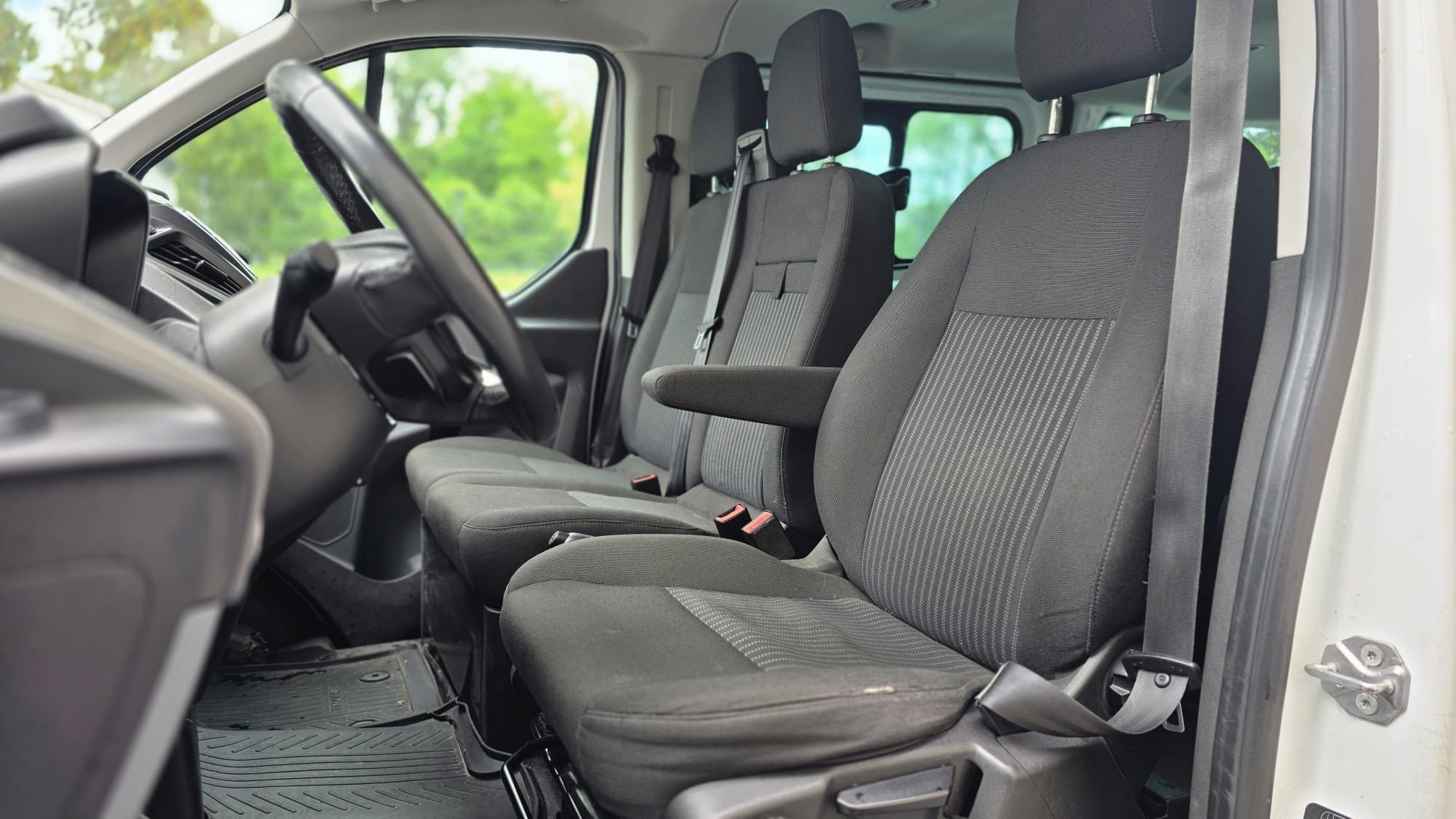 FORD Transit Custom 300 L1H1 Trend-image-11