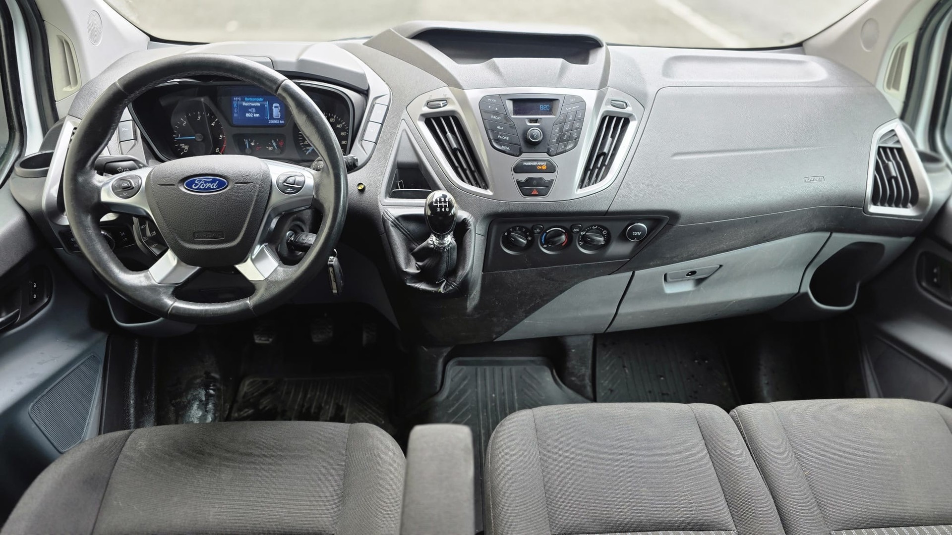 FORD Transit Custom 300 L1H1 Trend-image-13