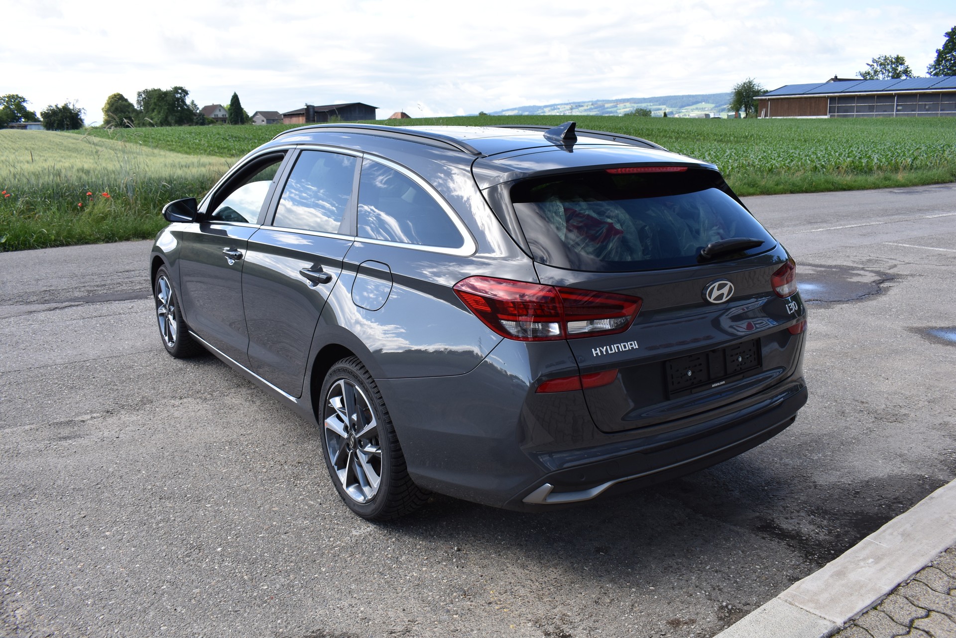 HYUNDAI i30 Wagon 1.5 T-GDi Vertex 48V MH DCT-image-5