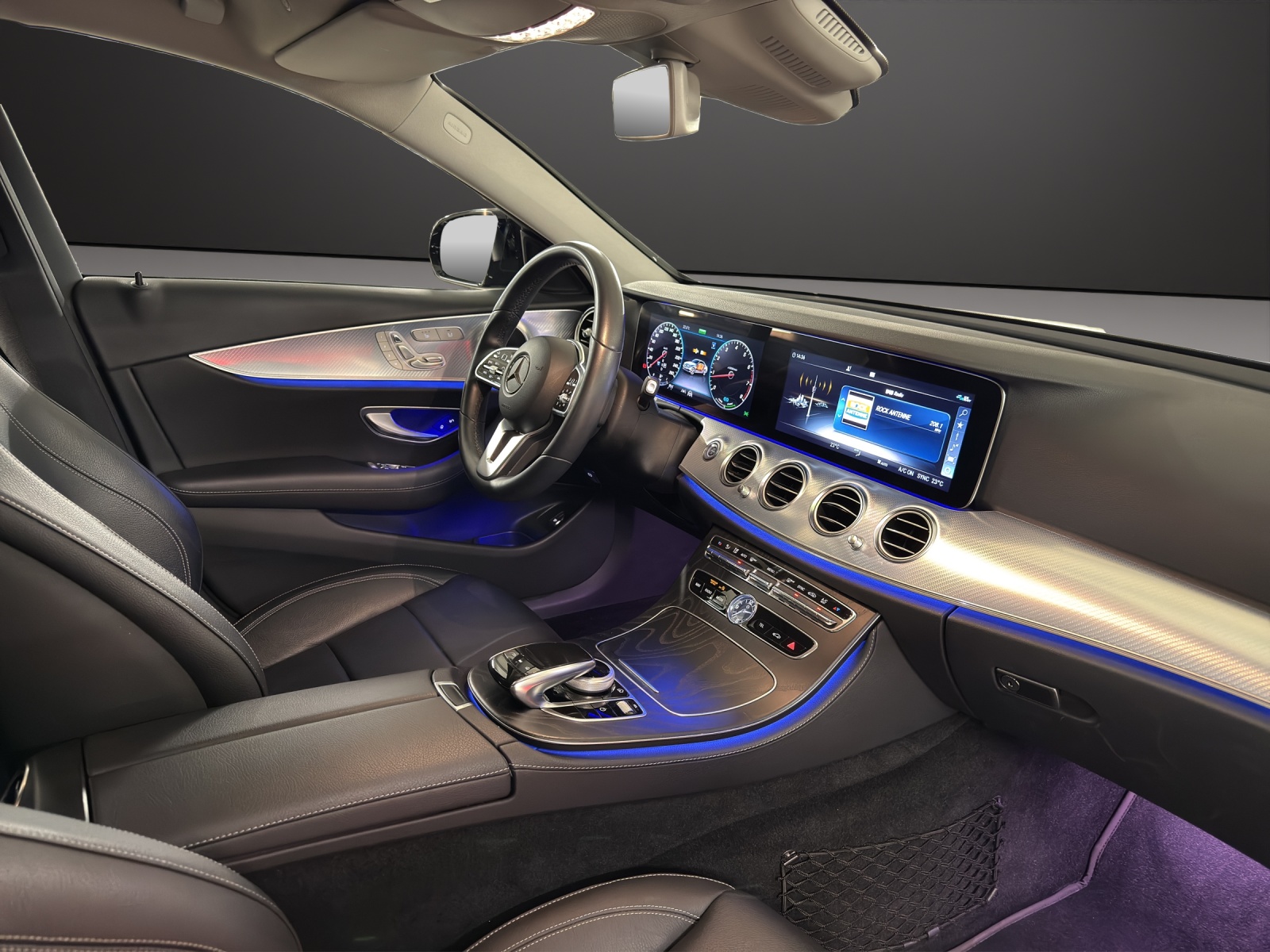 MERCEDES-BENZ E 200 Avantgarde 4Matic 9G-Tronic-image-10