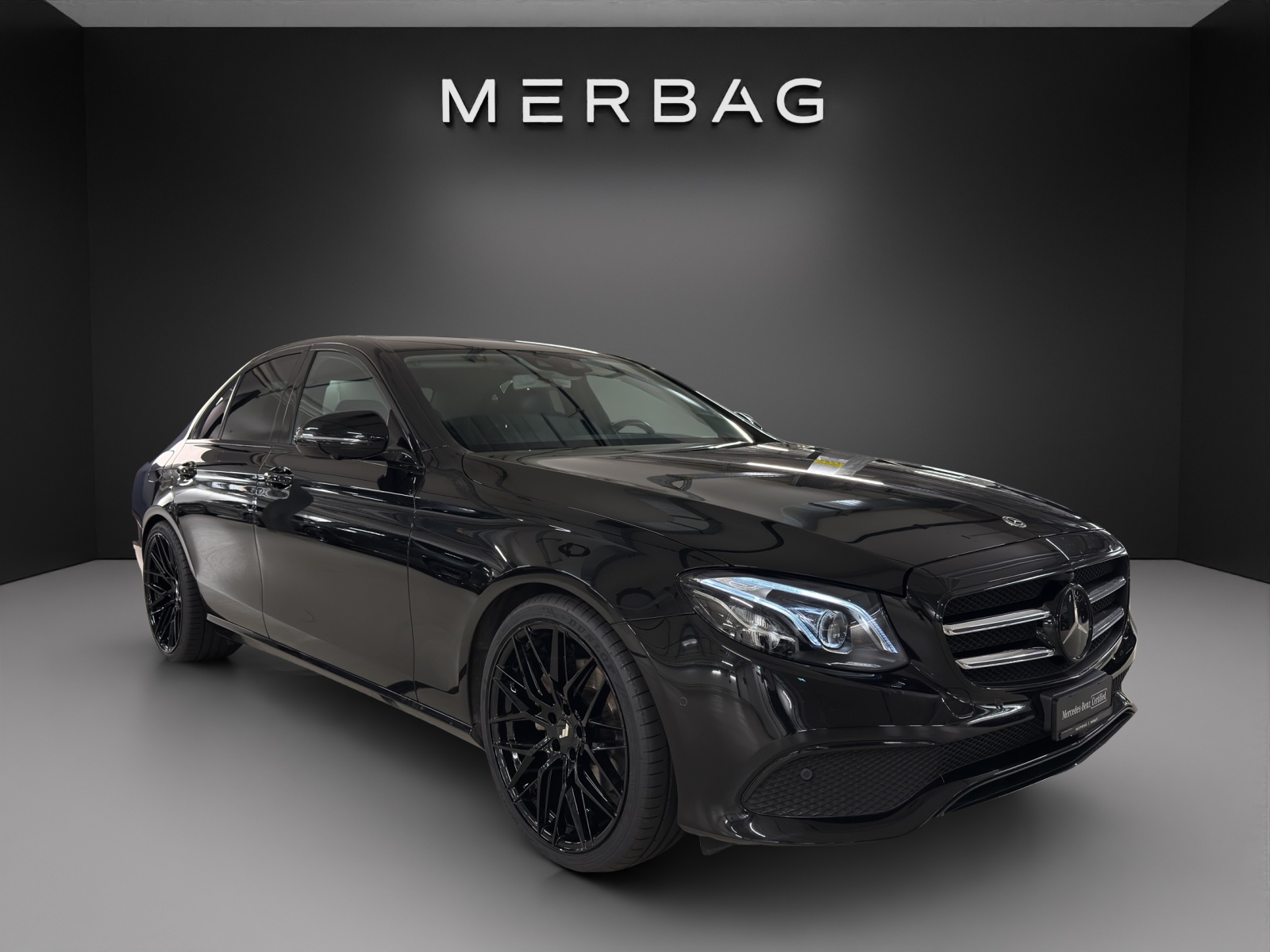 MERCEDES-BENZ E 200 Avantgarde 4Matic 9G-Tronic-image-0
